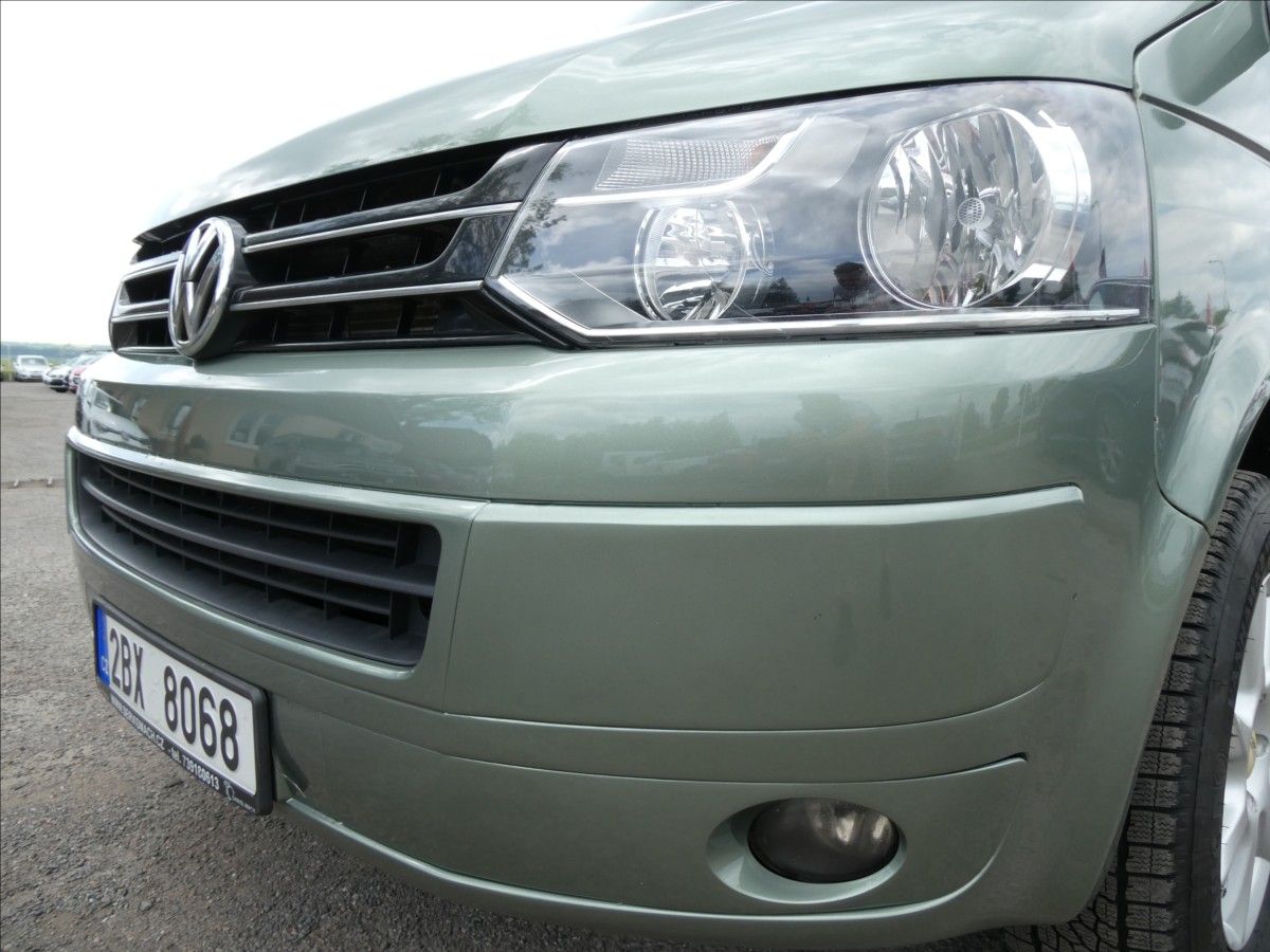 Volkswagen Caravelle, 2,5 TDi 96kW LONG 8.míst,závěs - fotka 4