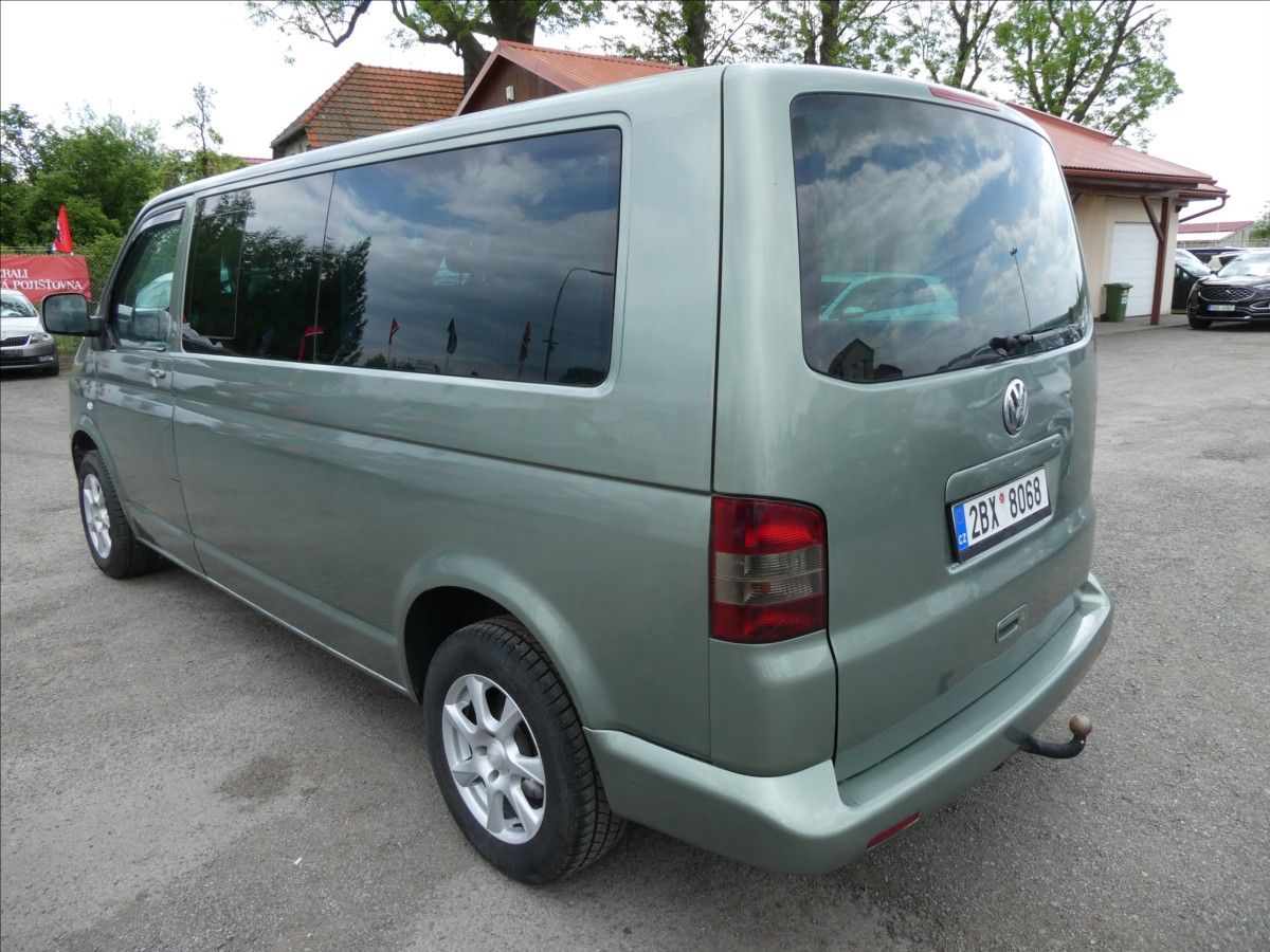 Volkswagen Caravelle, 2,5 TDi 96kW LONG 8.míst,závěs - fotka 6