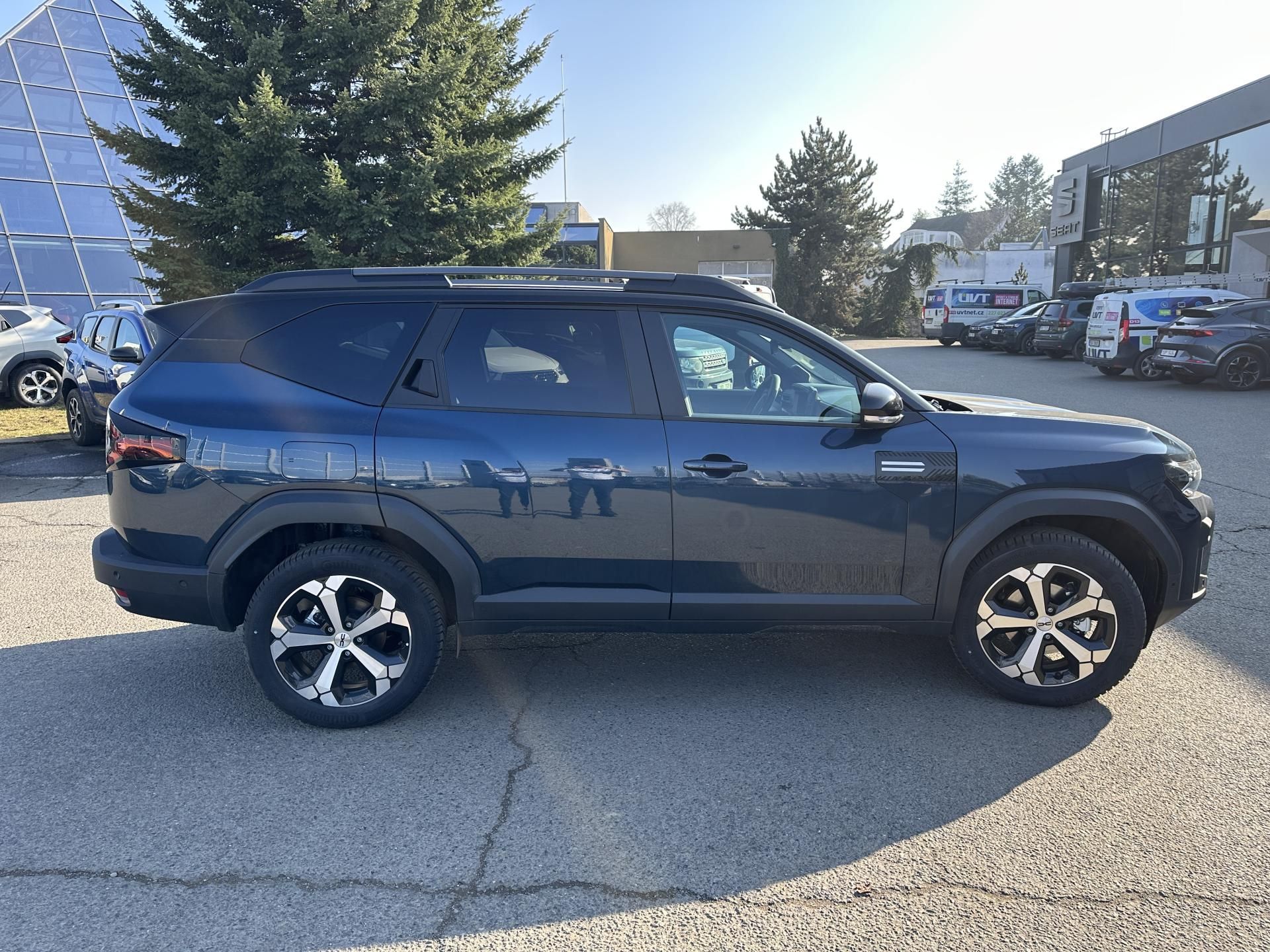 Dacia Bigster, LPG 4X4 TOP VÝB - Předváděčka - fotka 6