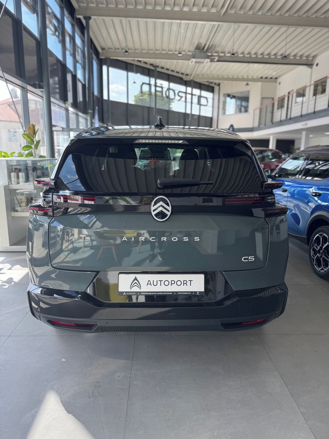 Citroën C5 Aircross, Plus Hybrid 145k Automatic - fotka 4