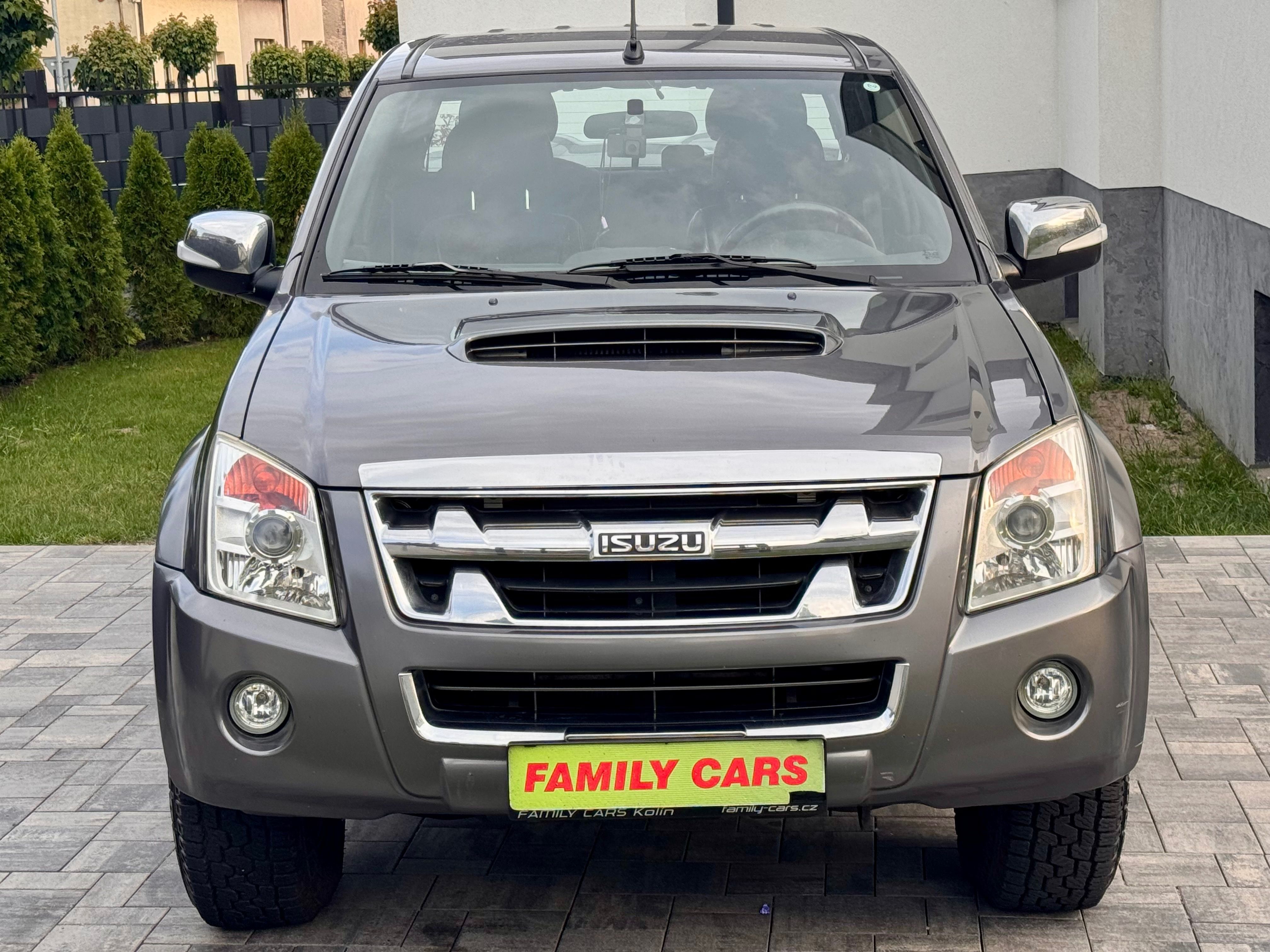 Isuzu D-Max, 3.0,2.MAJ,SKVĚLÝ PODVOZEK - fotka 2