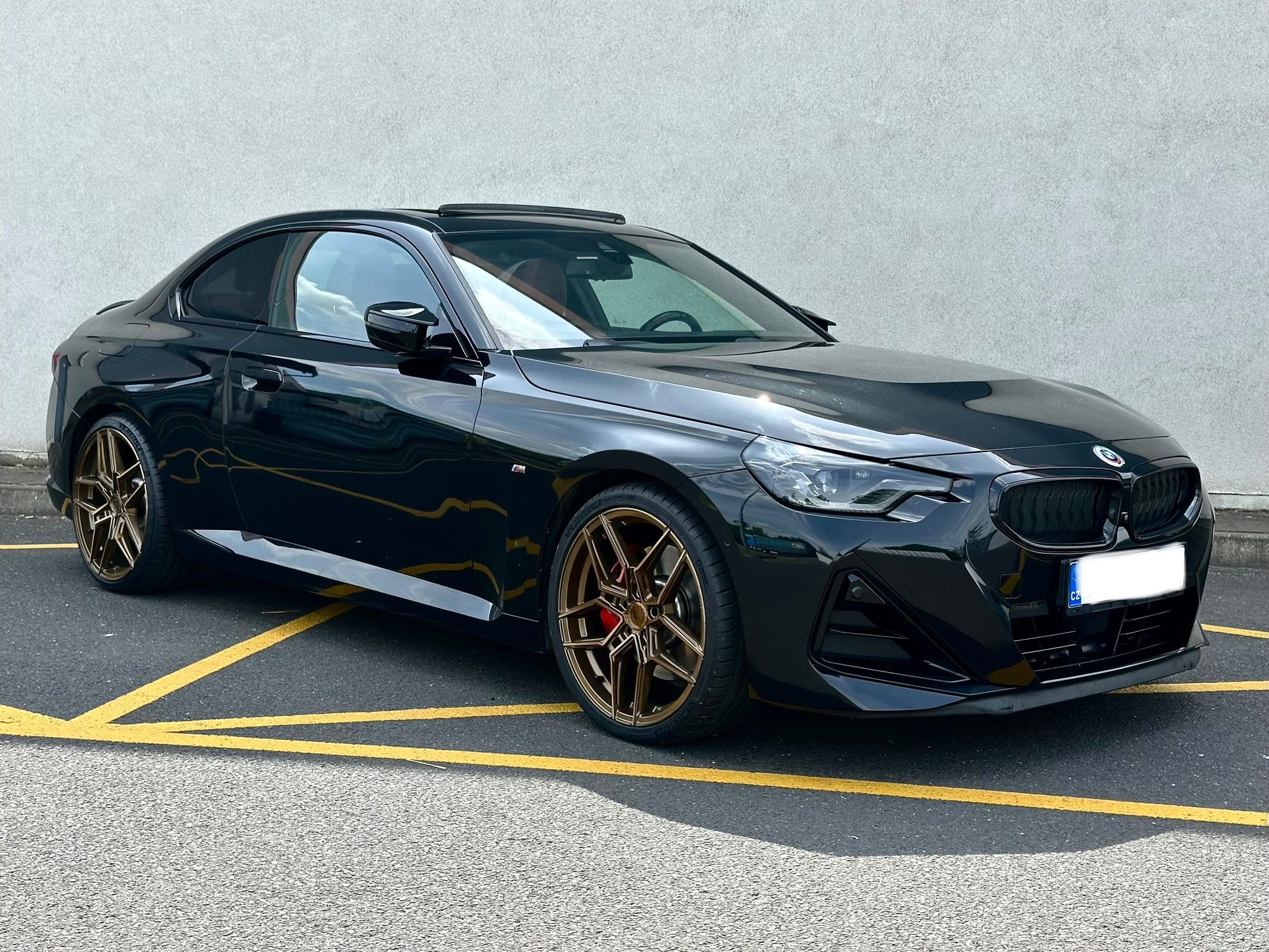 BMW Řada 2, M240I,4x4,panorama,DPH1.maj.Čr - fotka 2