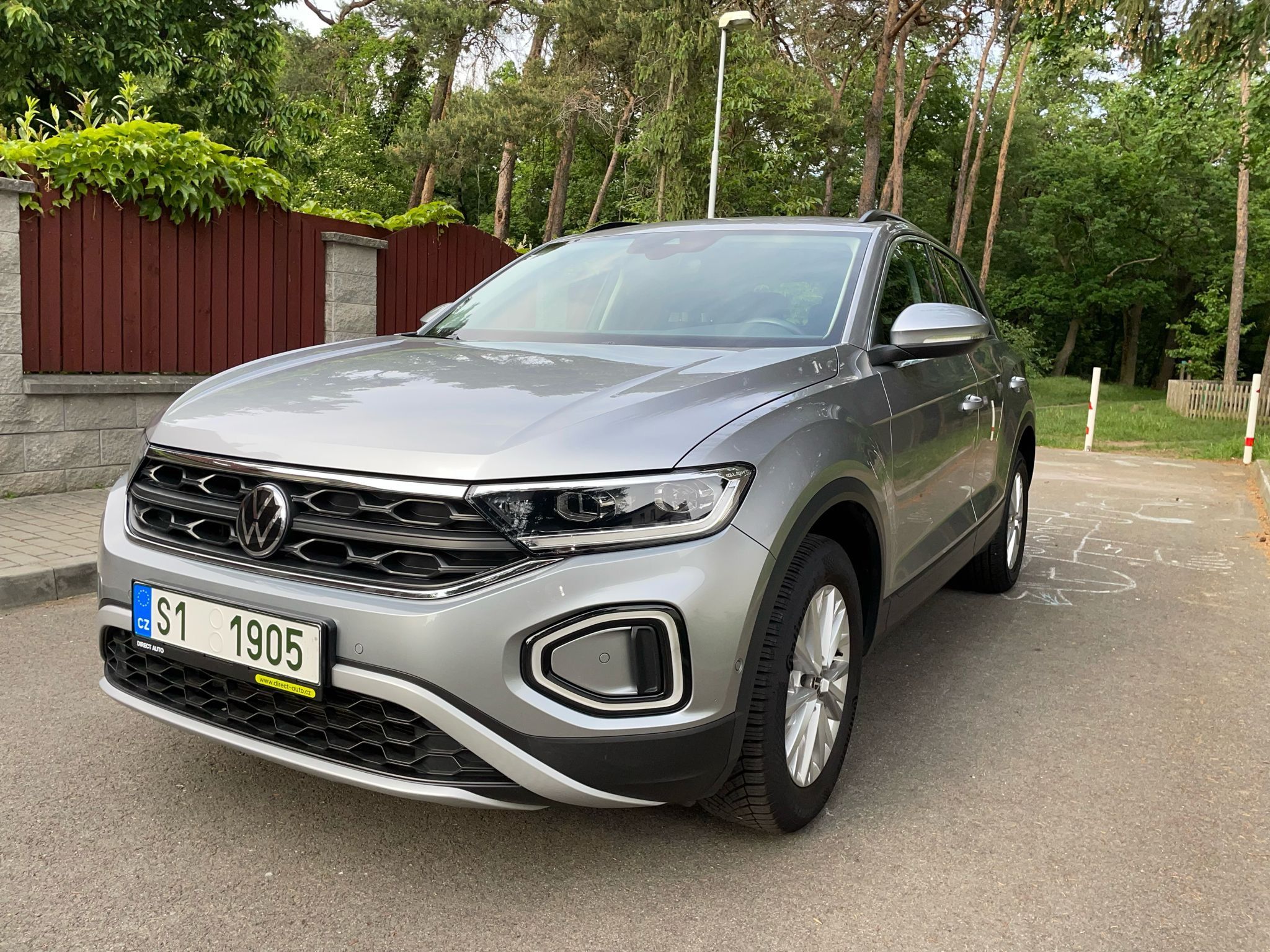 Volkswagen T-Roc, 1,0 Tsi 81 kW, perfektní,1.maj - fotka 5