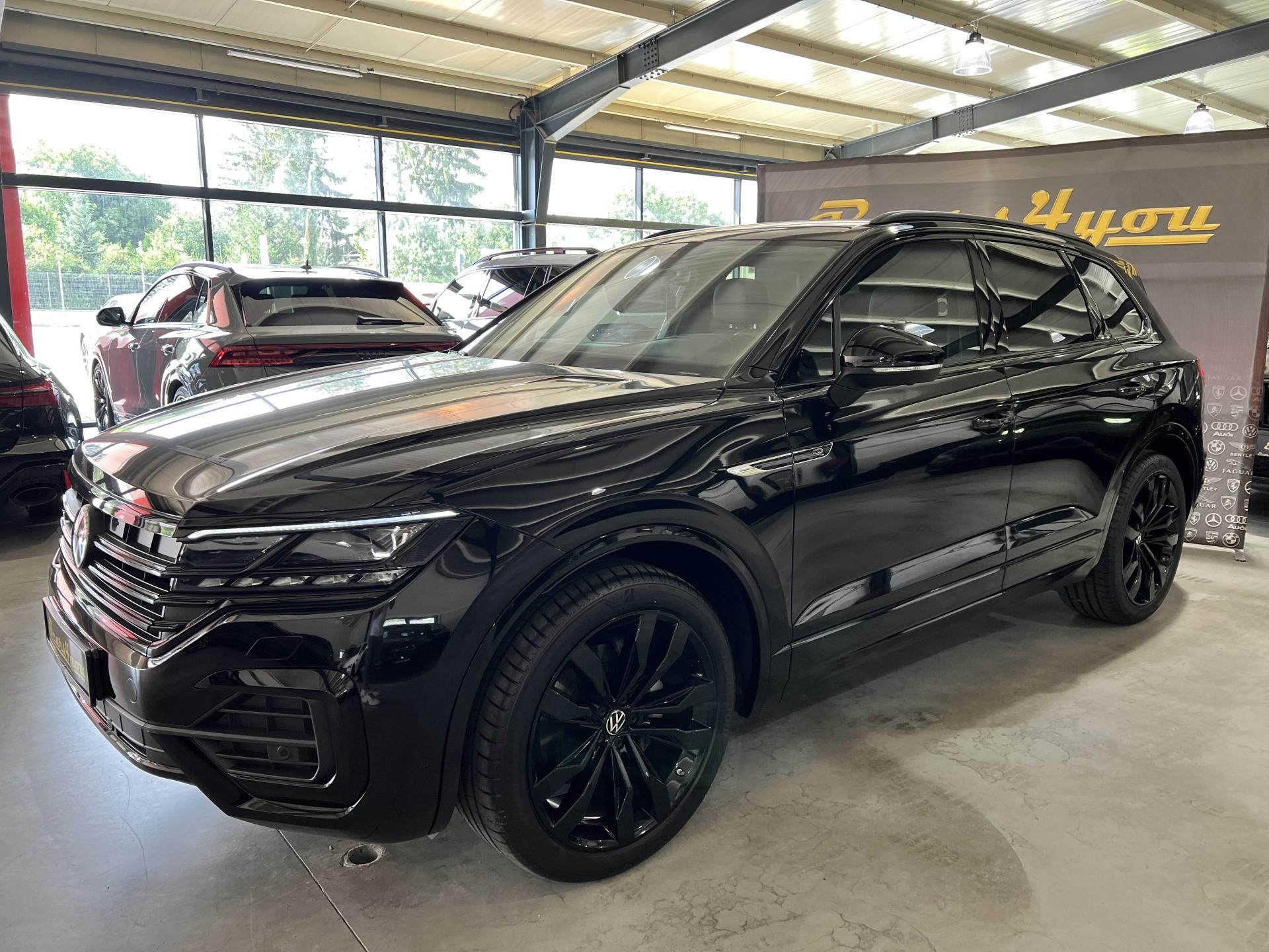 Volkswagen Touareg, 3.0 TDI 210kW R-LINE EXCLUSIVE - fotka 4