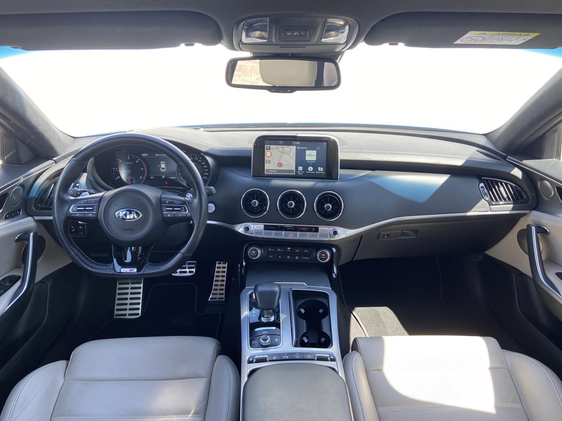 Kia Stinger, 2.2 CRDi 147kW 8AT GT-Line - fotka 5