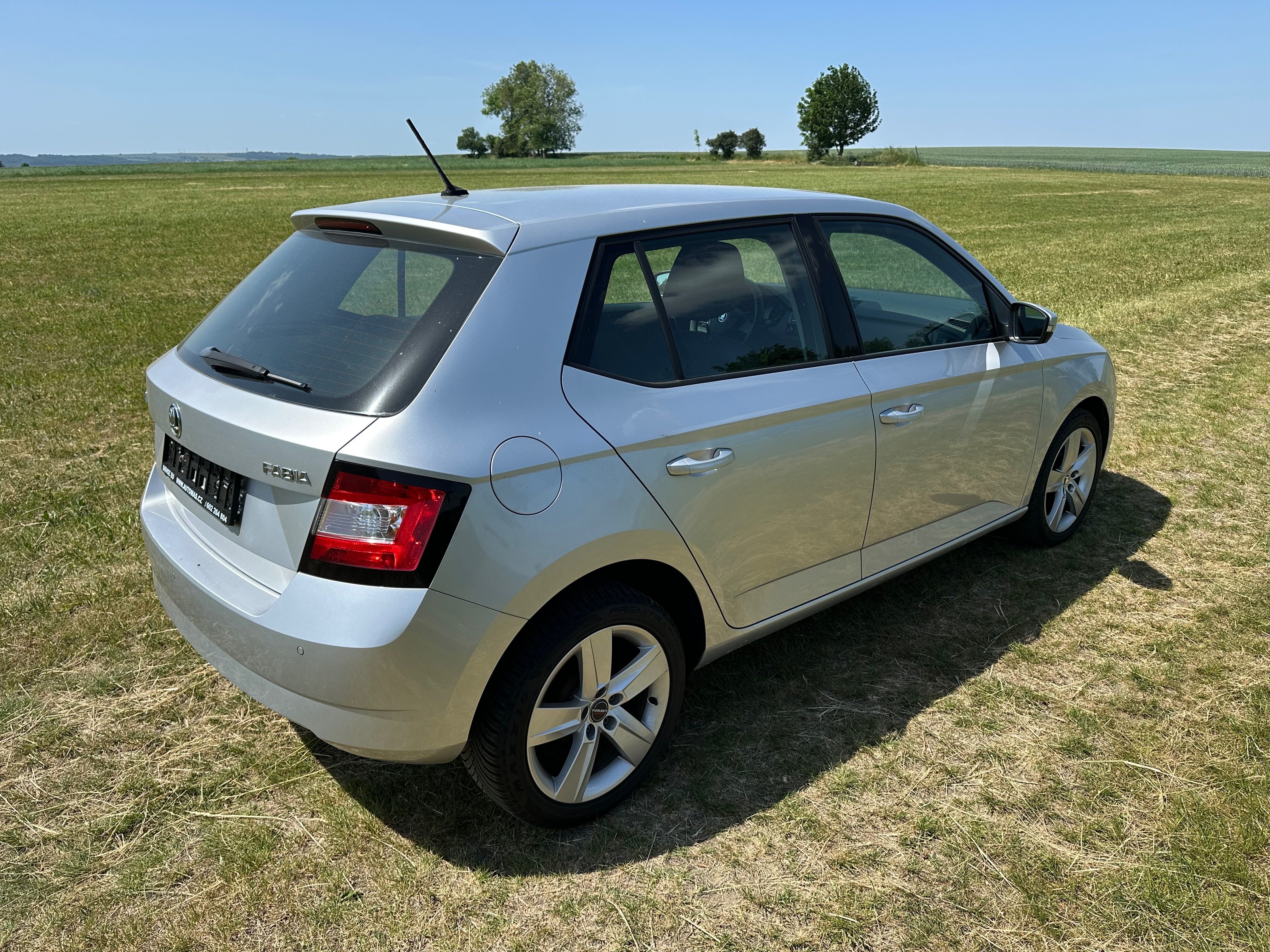 Škoda Fabia, 1.0.MPI-44KW-99000KM-SERVIS - fotka 6