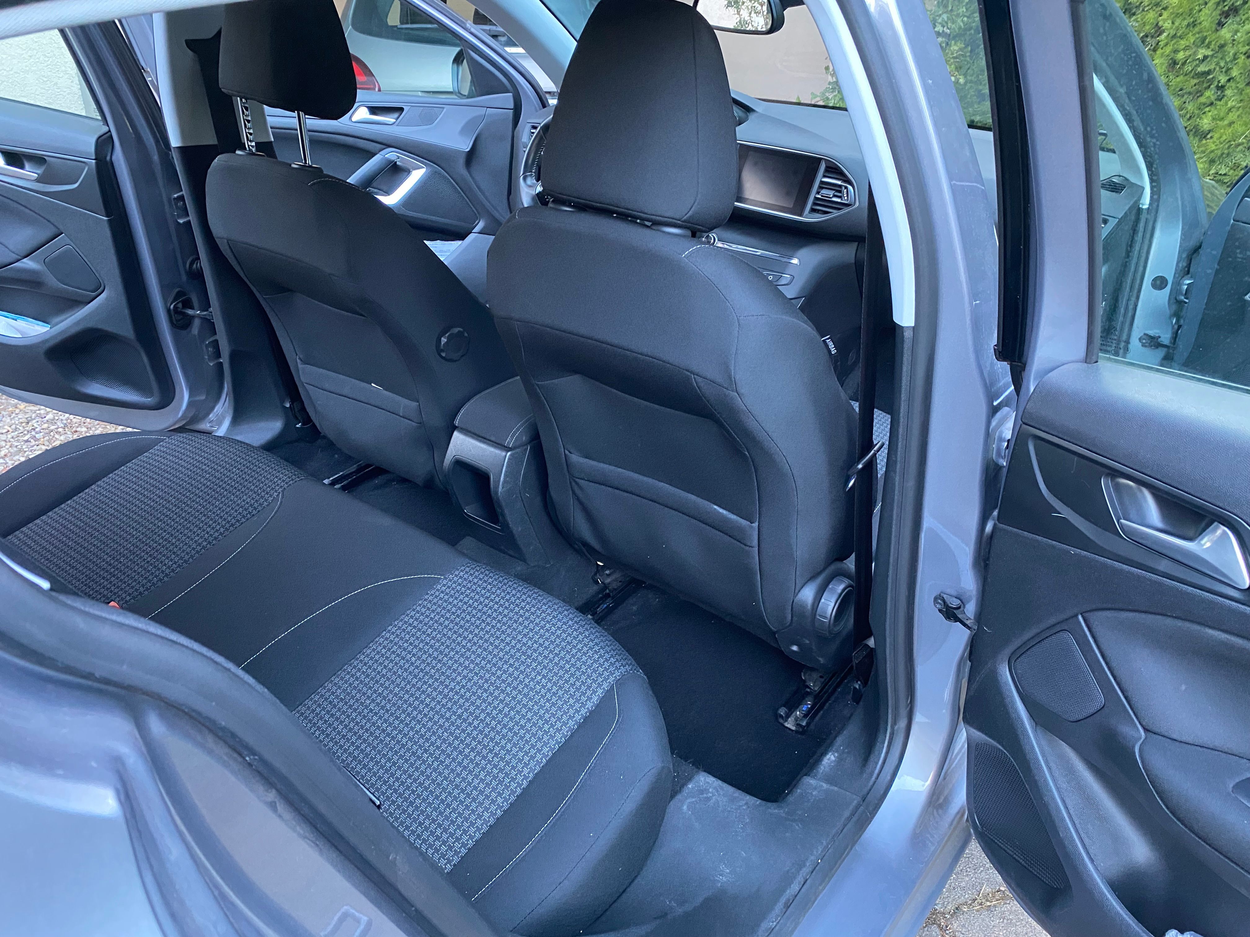 Peugeot 308 - fotka 5