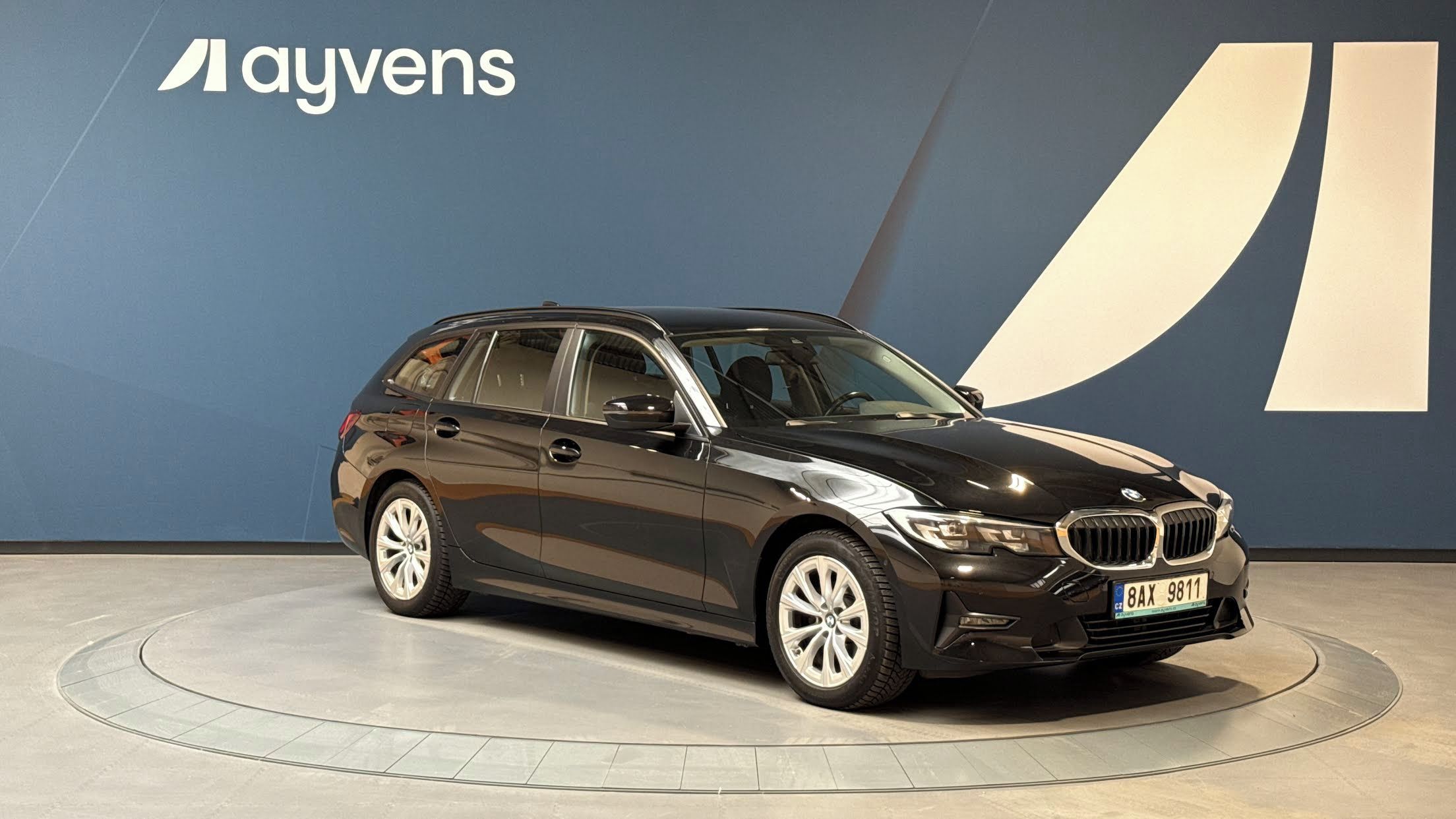 BMW Řada 3, 2.0 318d Touring