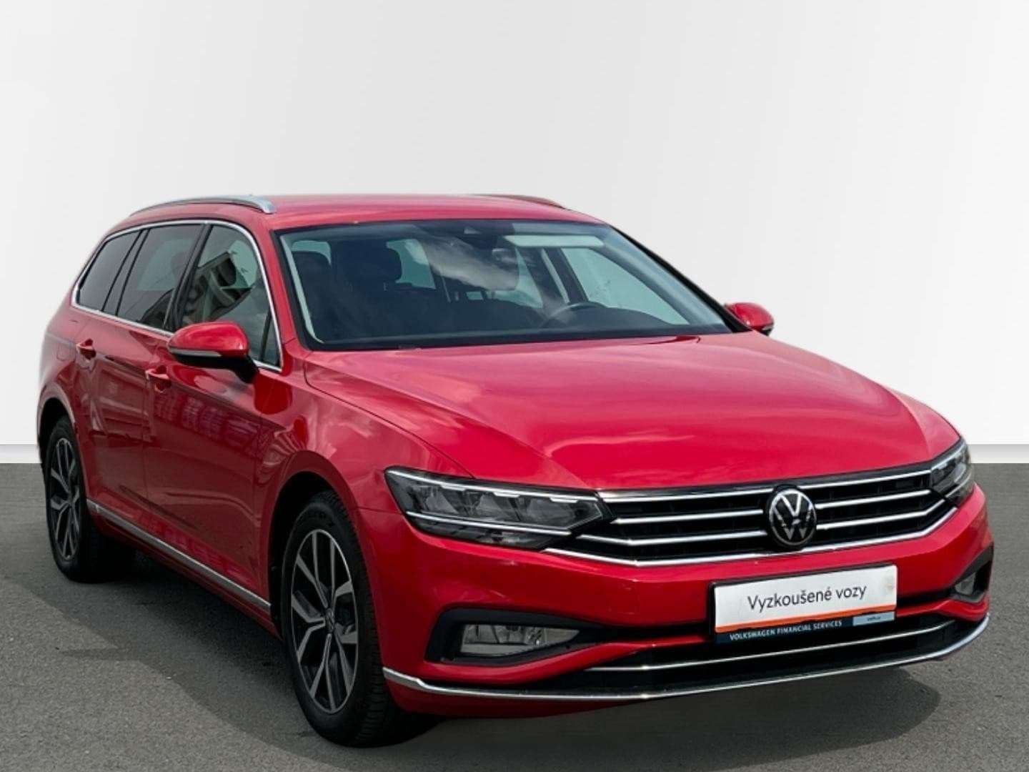 Volkswagen Passat, 2.0 TDI 110kW BMT DSG Elegance - fotka 6