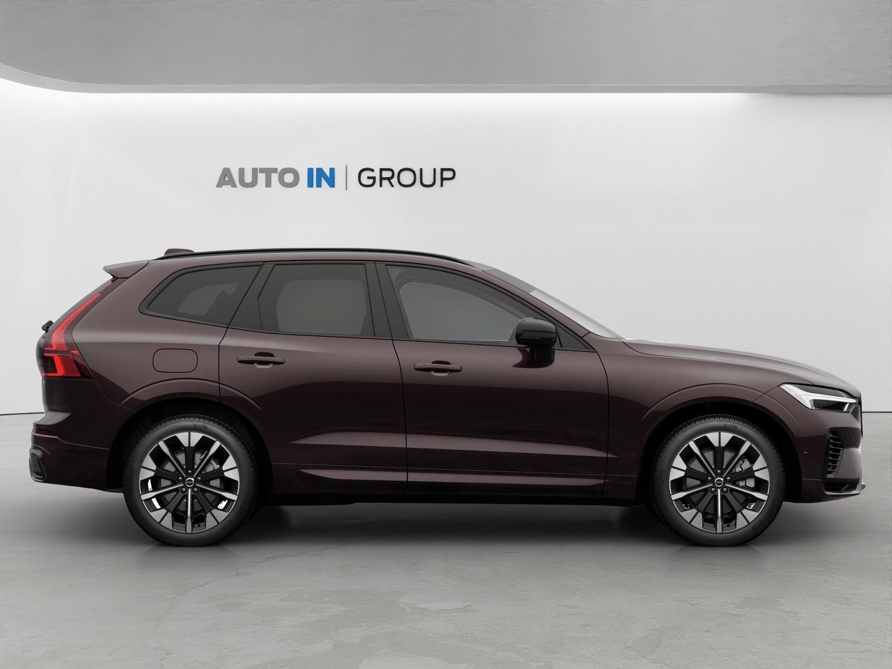 Volvo XC60, Plus Dark T6 335k,360kam,nappa - fotka 6