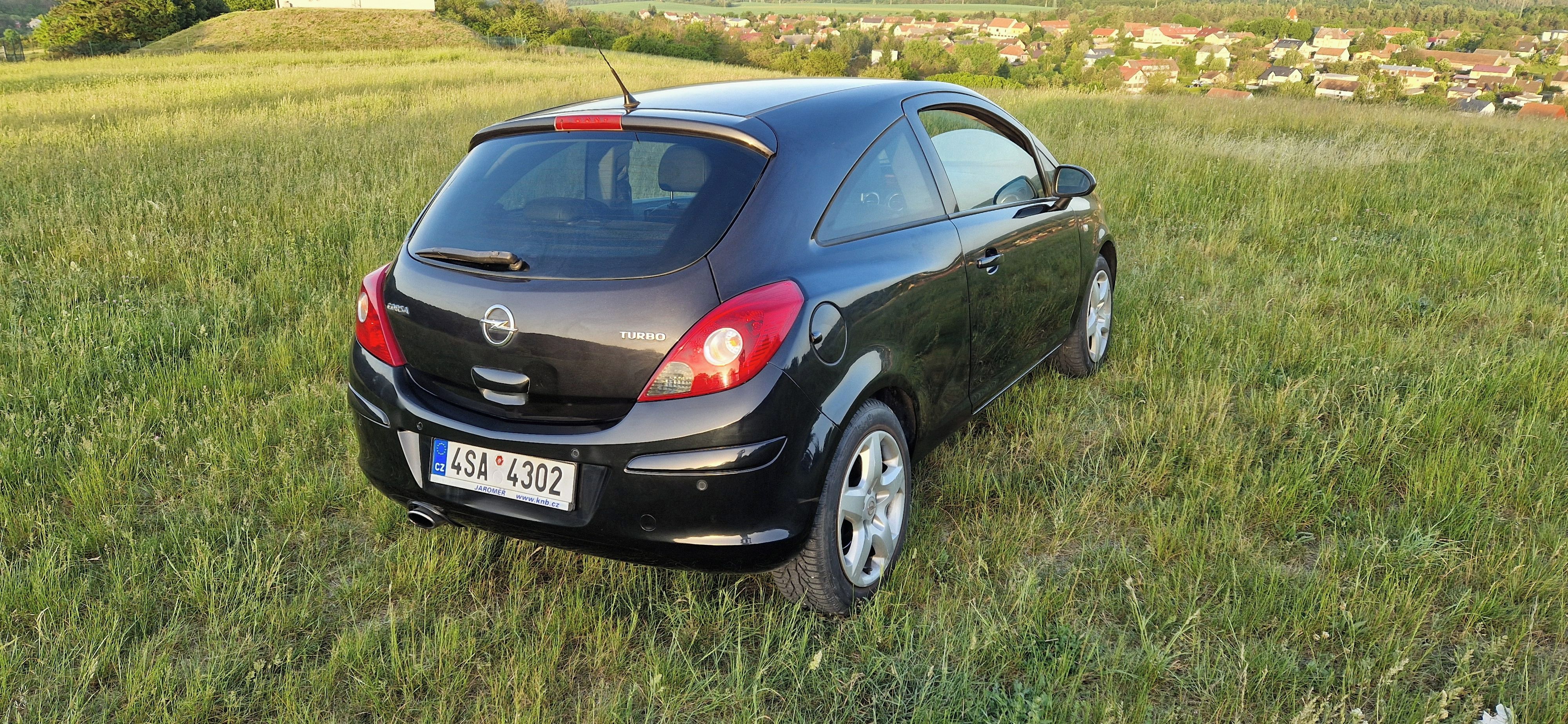 Opel Corsa, Opel Corsa 1,4T 2014 - fotka 3