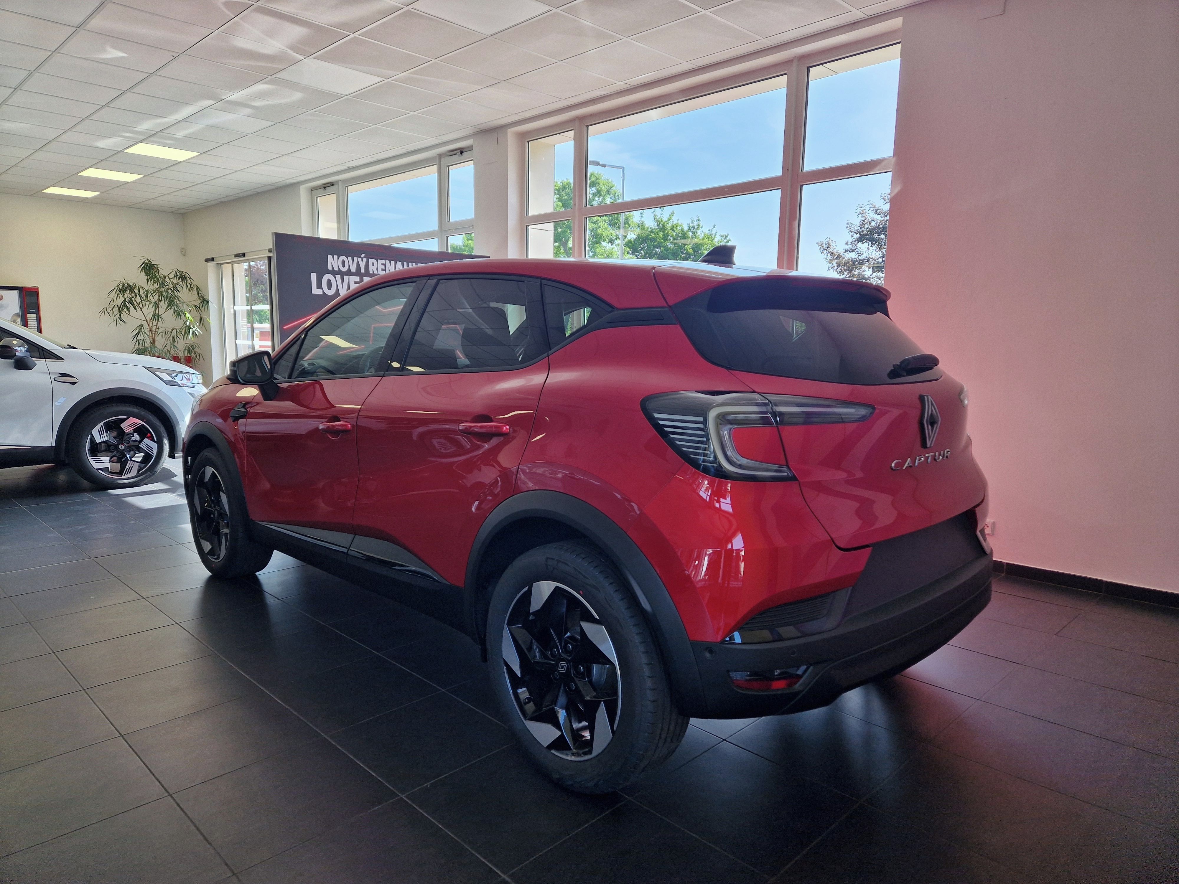 Renault Captur, techno TCe 115 - fotka 2