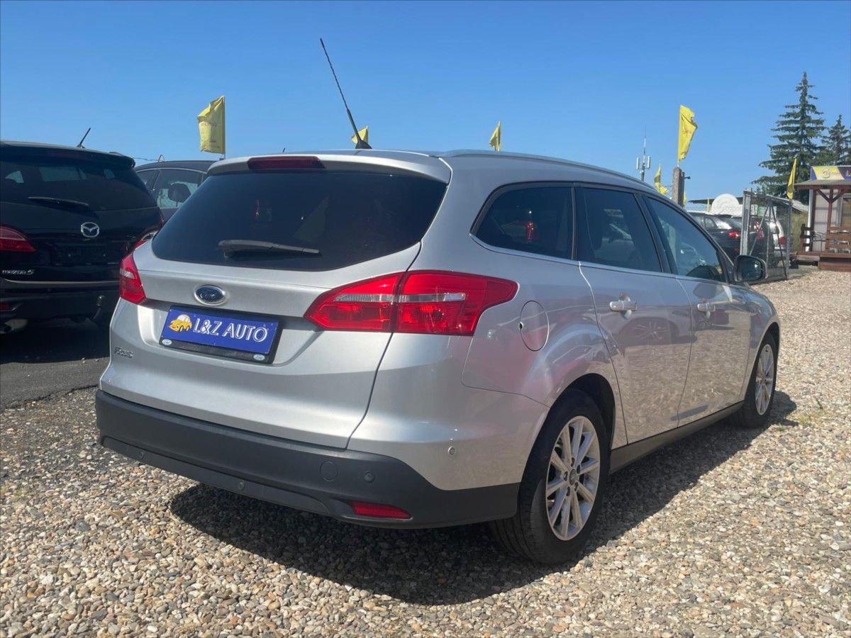 Ford Focus, 1,5 TDCi - fotka 4