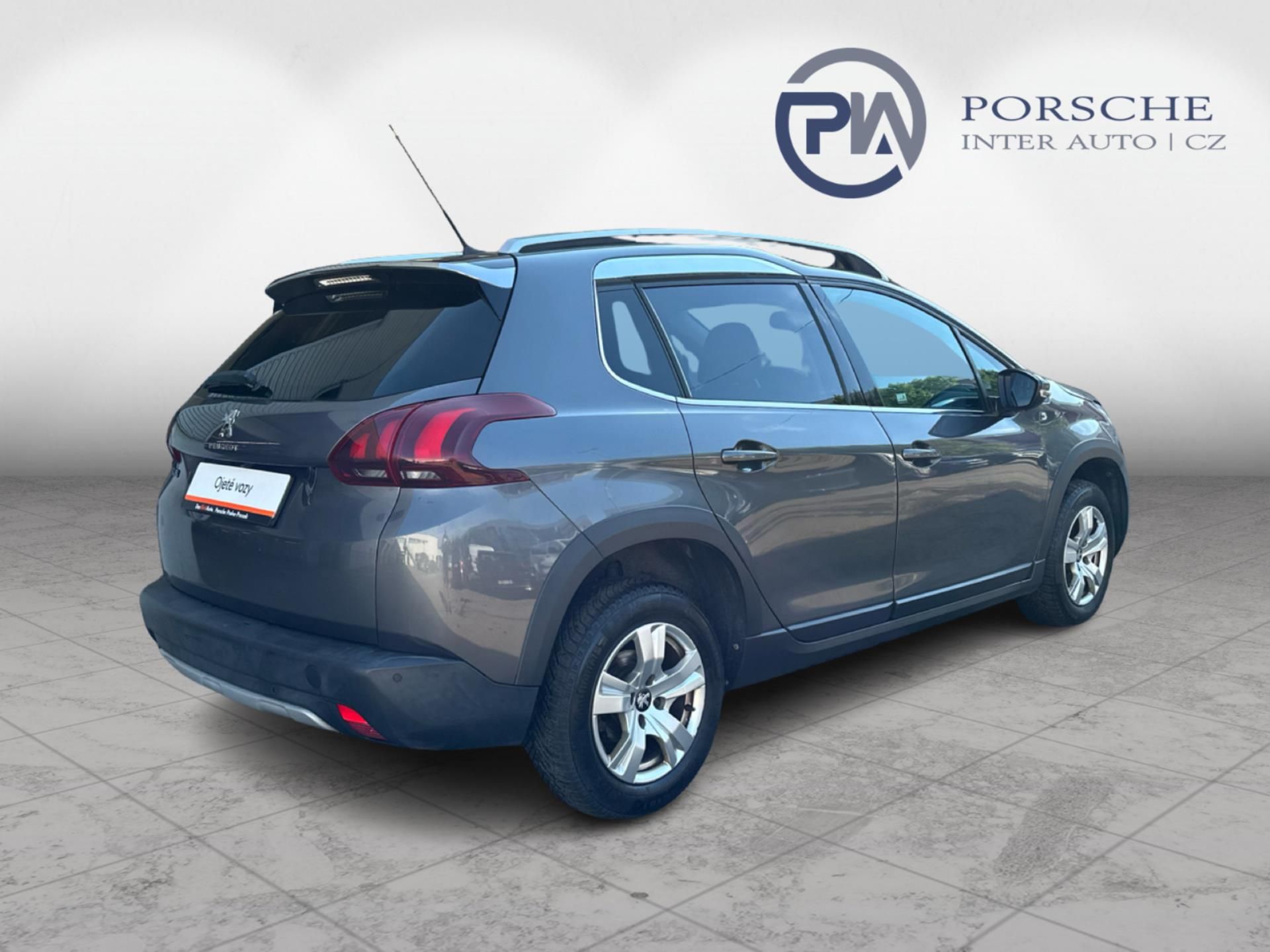 Peugeot 2008, 1.2 PureTech Allure 73kW Man. - fotka 6