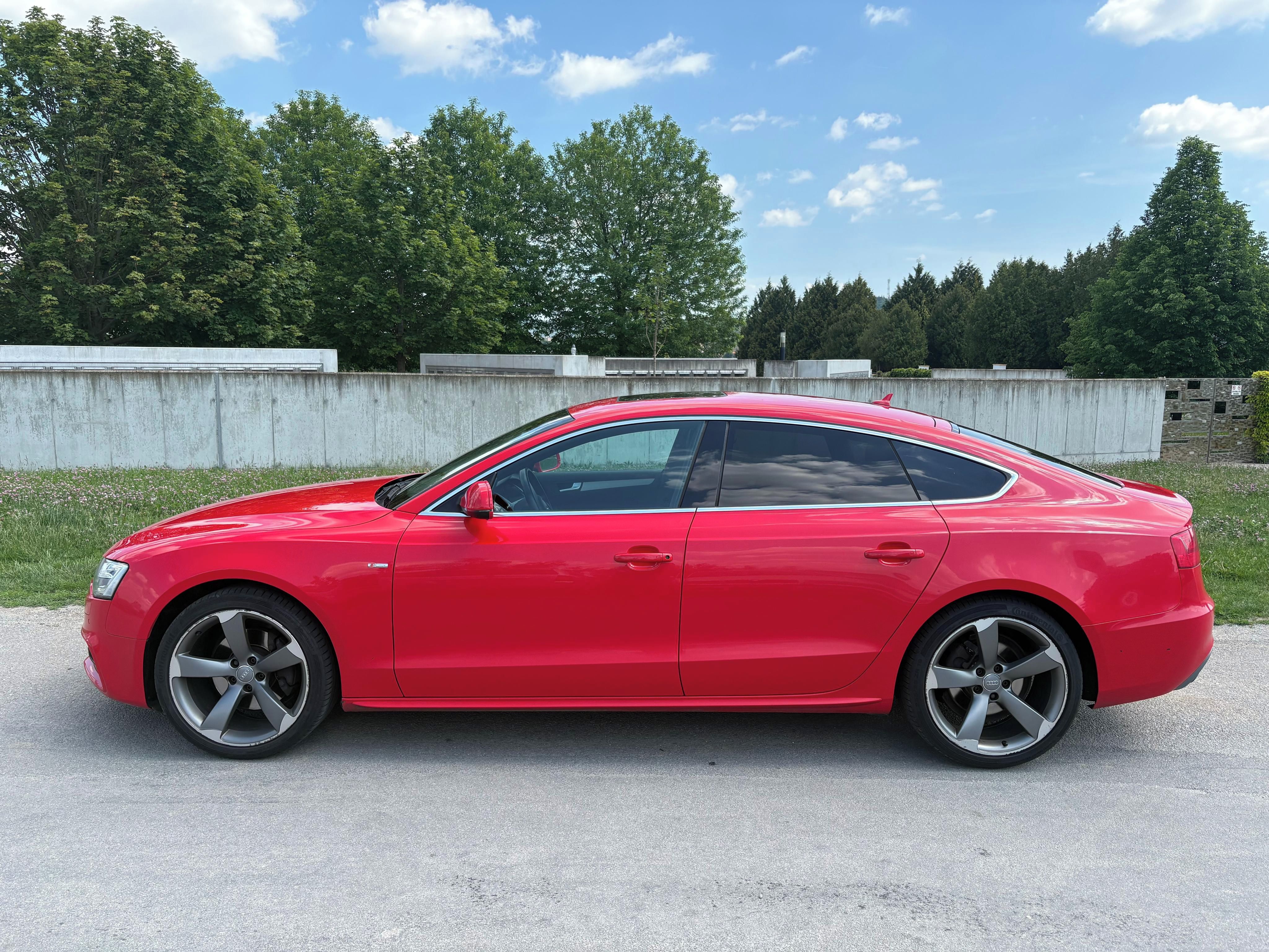 Audi A5, 2.0TFSi - 165kW S-line 4x4 - fotka 3