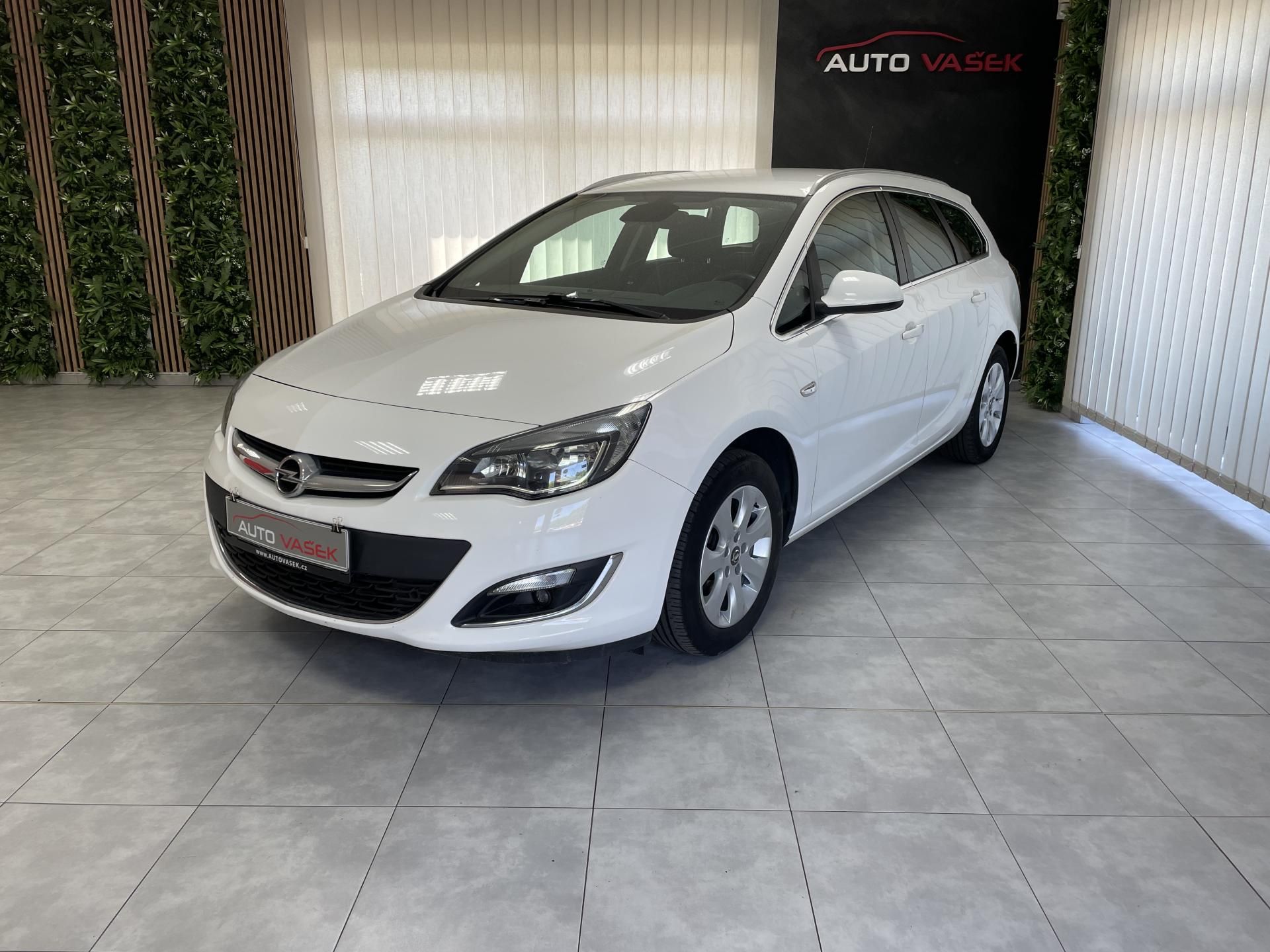 Opel Astra, 1.6 CDTi ČR 1.MAJ.DIGIAC - fotka 6