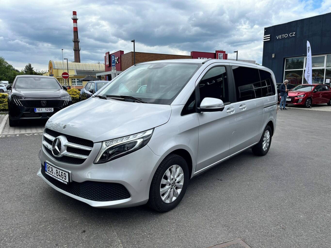 Mercedes-Benz Třídy V, 2. GEN 2.0 120kW - fotka 2