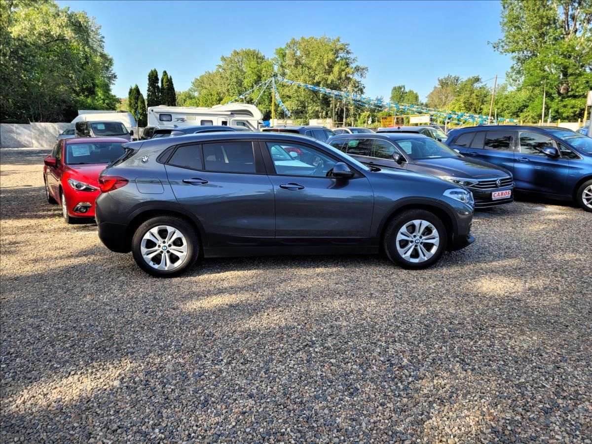 BMW X2, xDrive25e,navi,kůže,výhřev - fotka 4