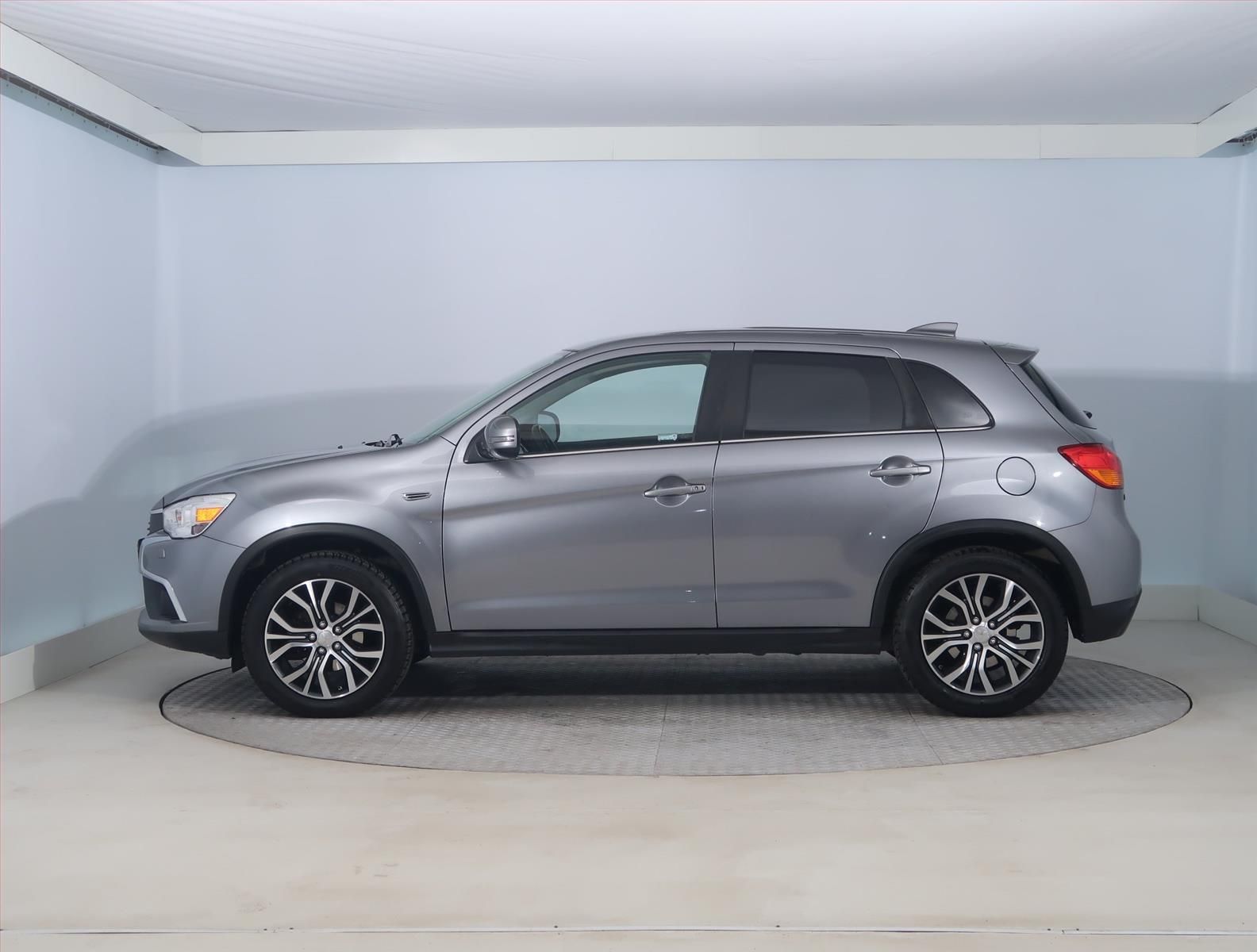 Mitsubishi ASX, 2.2 DI-D, 4X4, Automat - fotka 3
