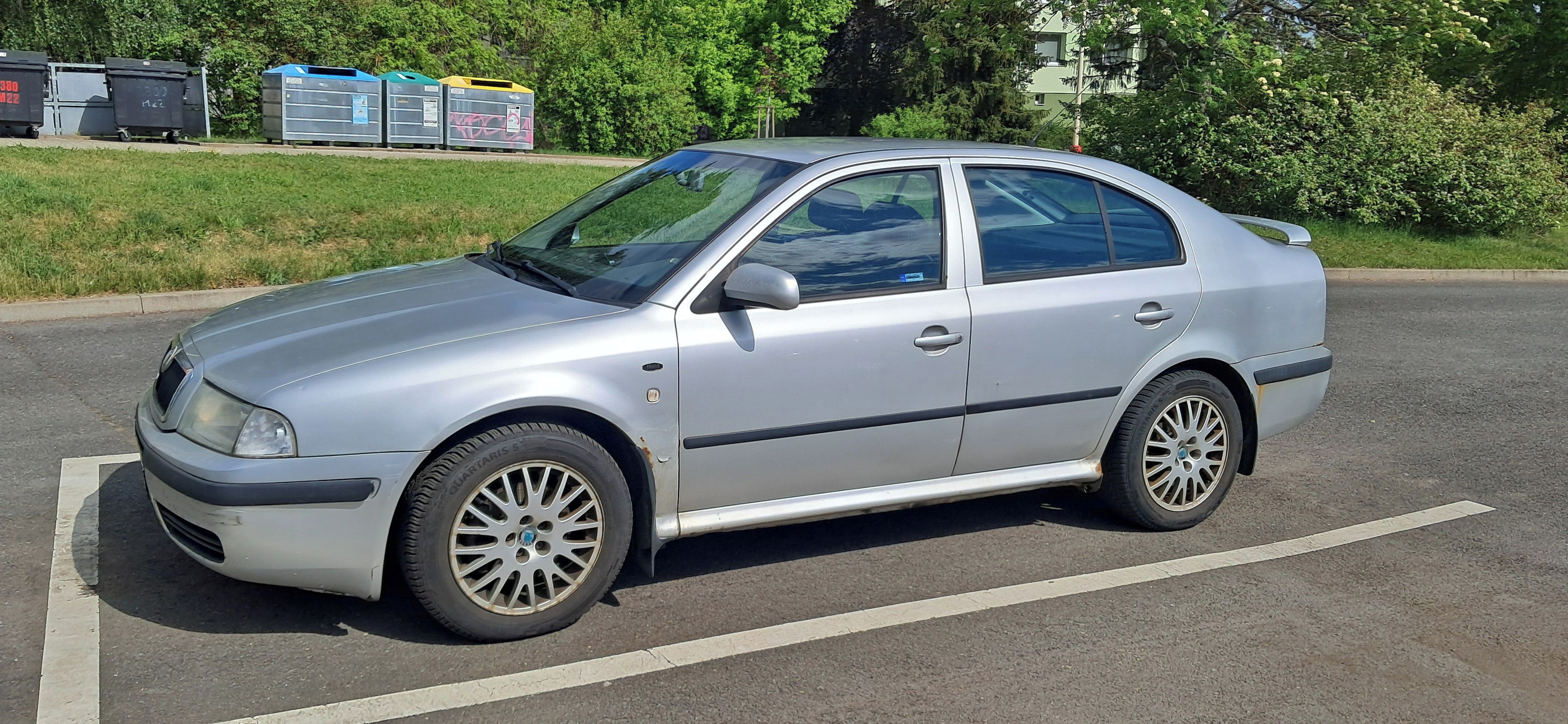 Škoda Octavia, 1,8T, 110 kW, původ ČR - fotka 2