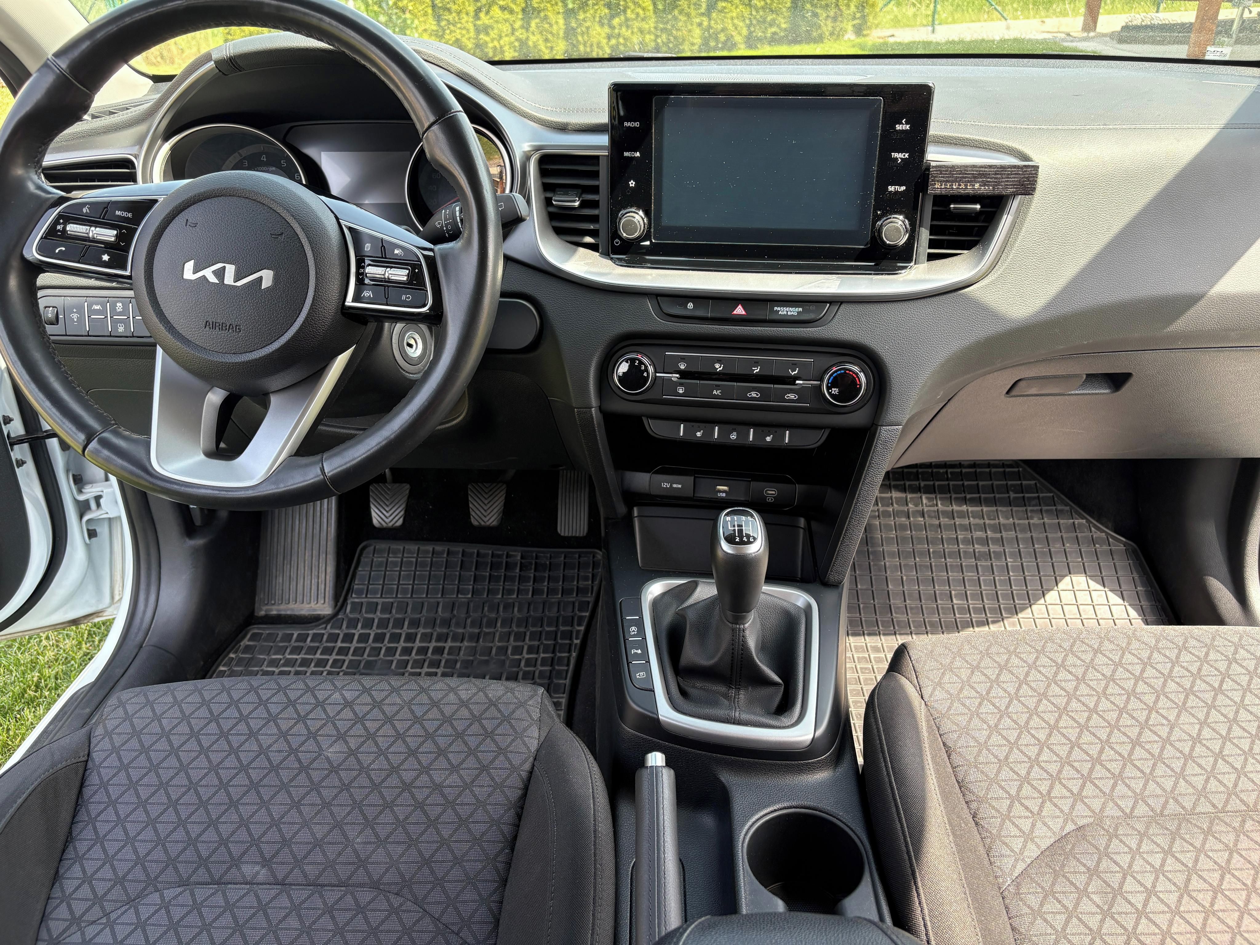 Kia Cee´d - fotka 5