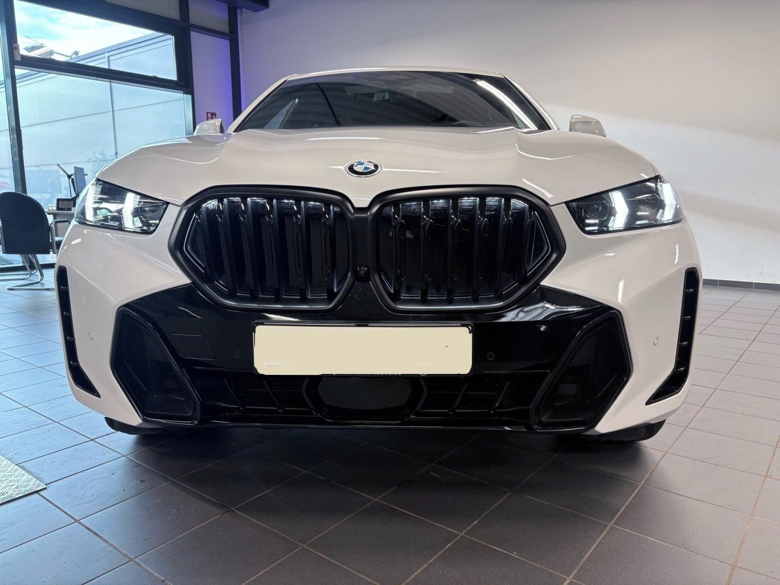 BMW X6, X6 xDrive40d M Sport Pro PANO - fotka 4