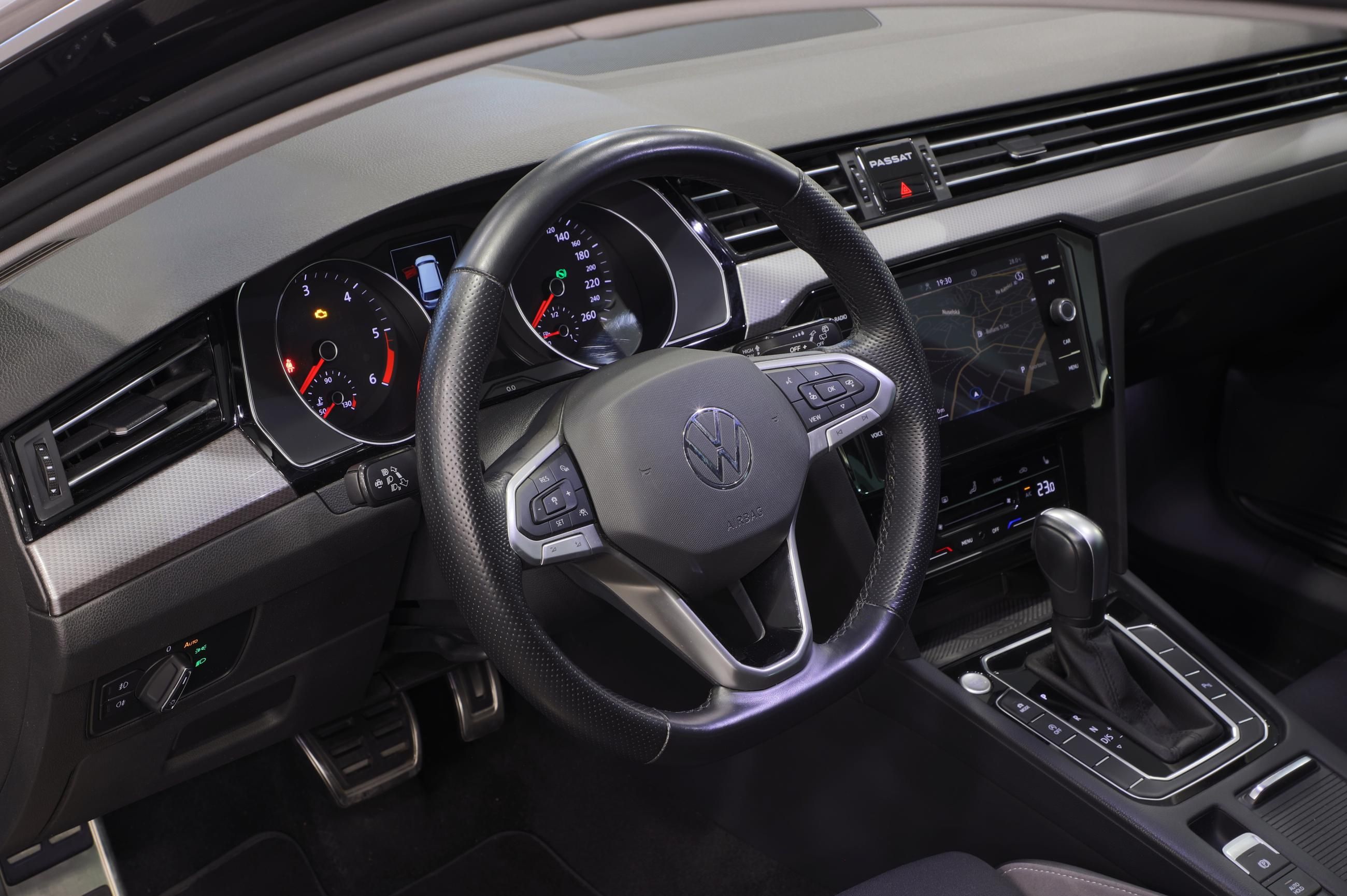Volkswagen Passat Variant, 2.0 TDI 147kW 4x4 DSG Alltrack - fotka 6
