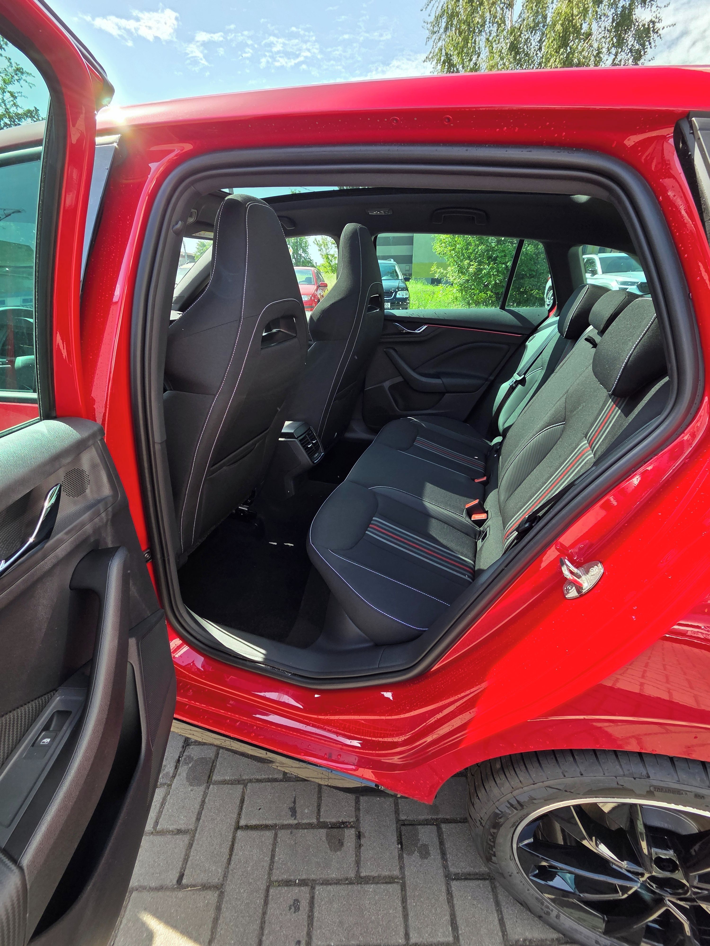 Škoda Scala, Monte Carlo 1,0 TSI 85 kW 7SDG - fotka 6