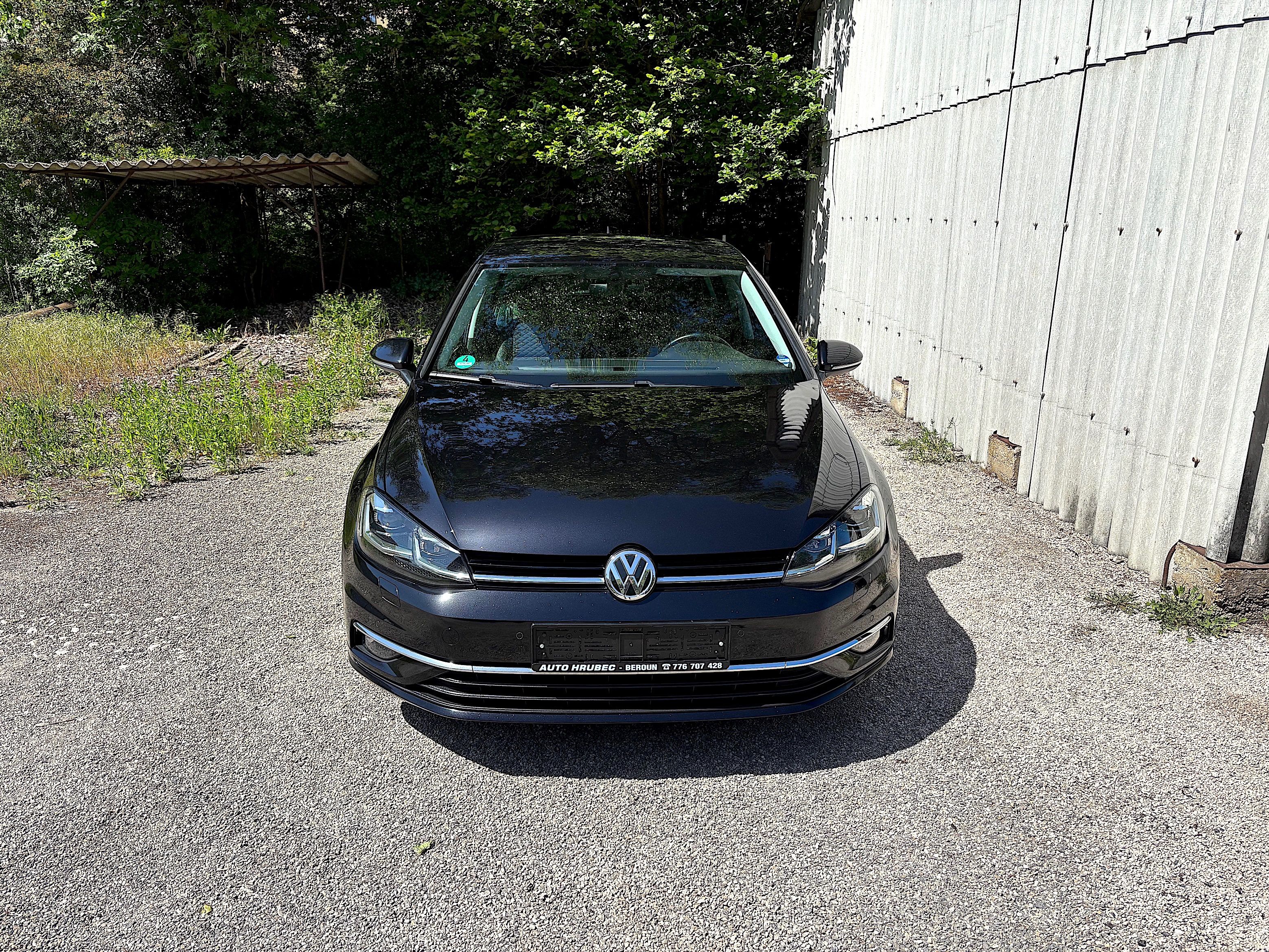 Volkswagen Golf, 1.0 TSi 85 kW LED NAVI KAMERA - fotka 2