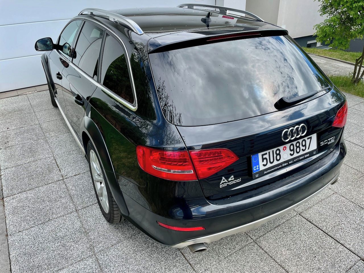 Audi A4 allroad, 3.0 TDI quattro 1. majitel - fotka 2