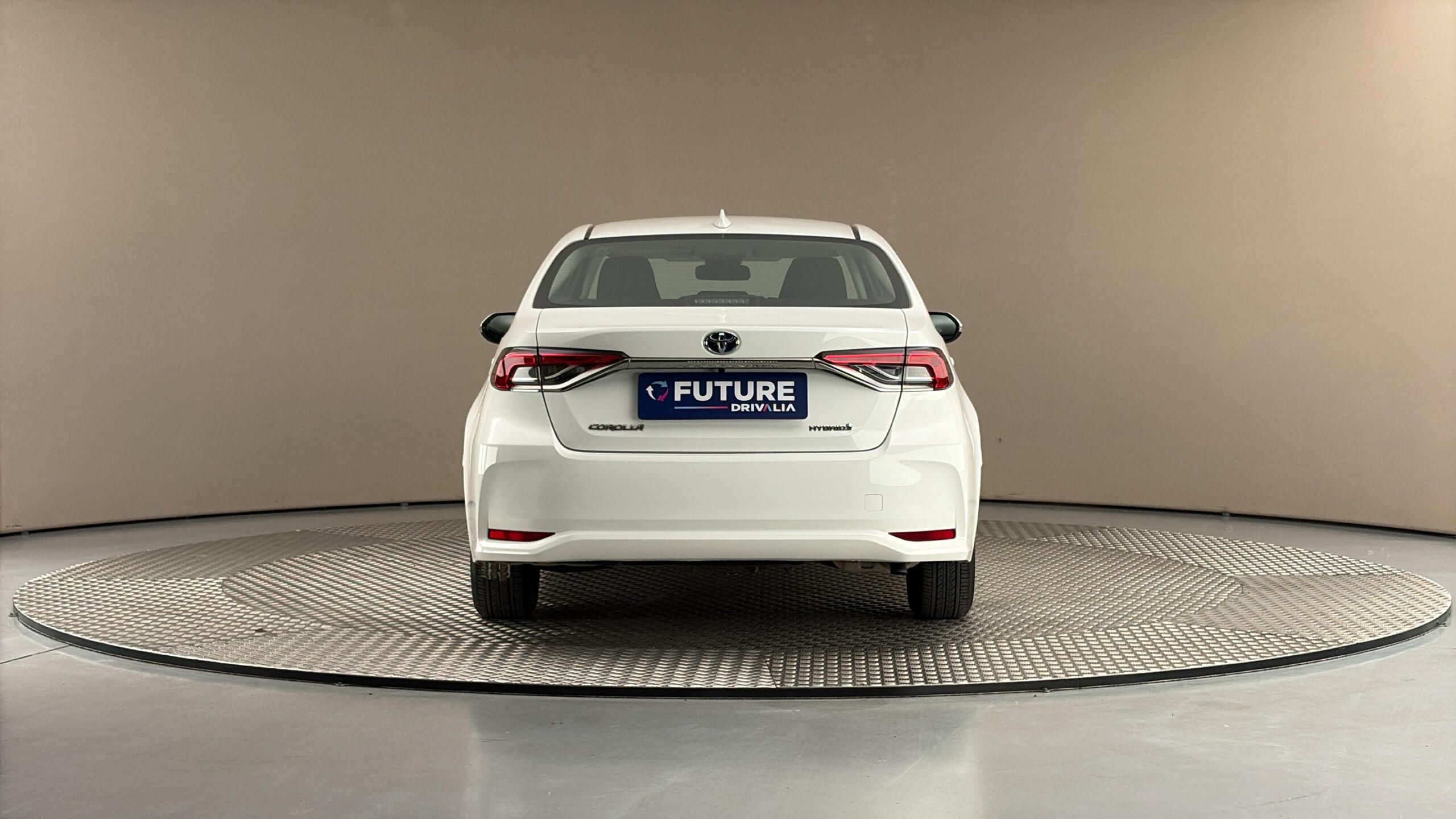 Toyota Corolla, 1.8 Hybrid AUT Active Sedan - fotka 5