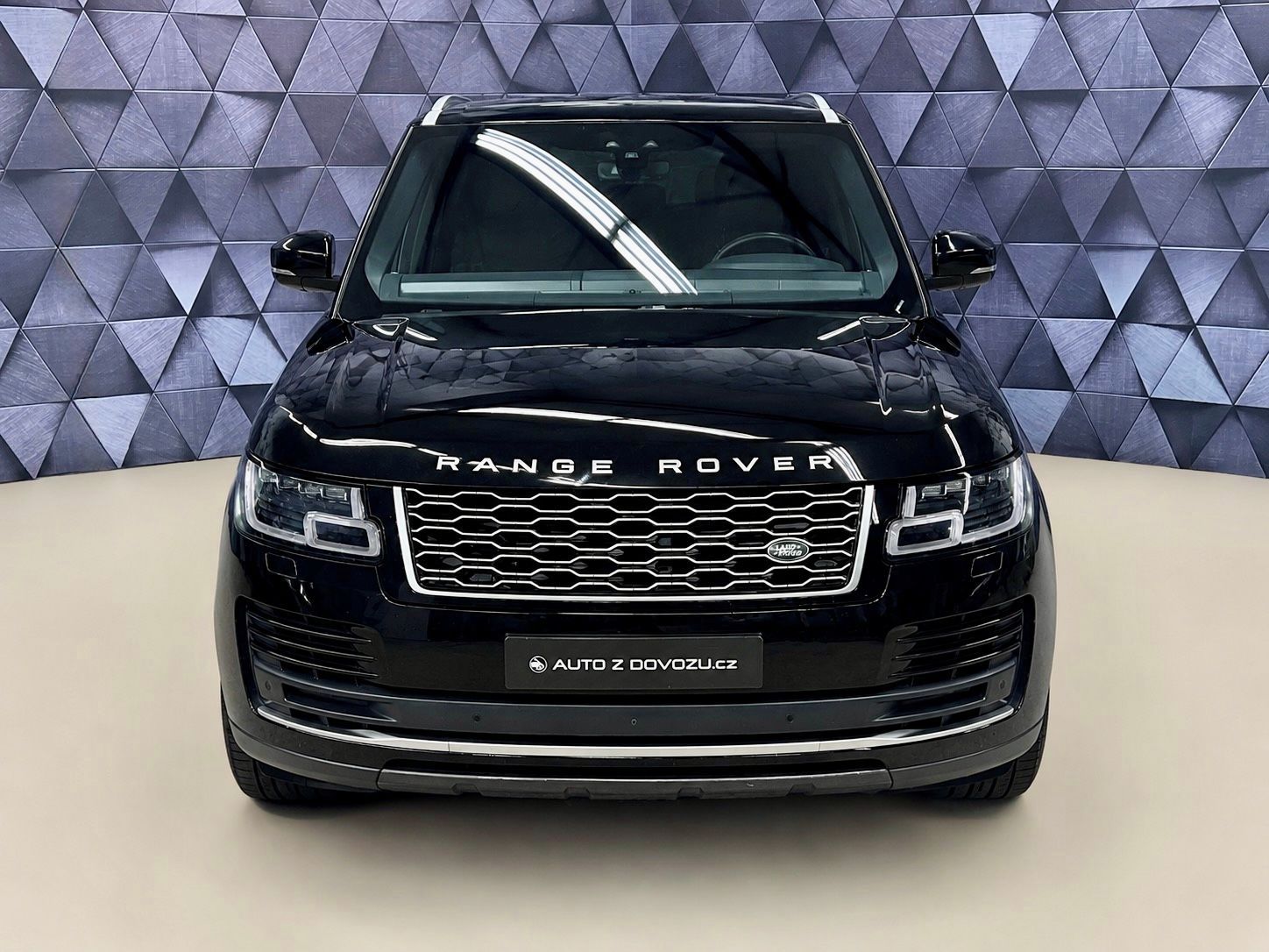 Land Rover Range Rover, 4.4 SDV8 VOGUE, PANORAMA, VZDU - fotka 3
