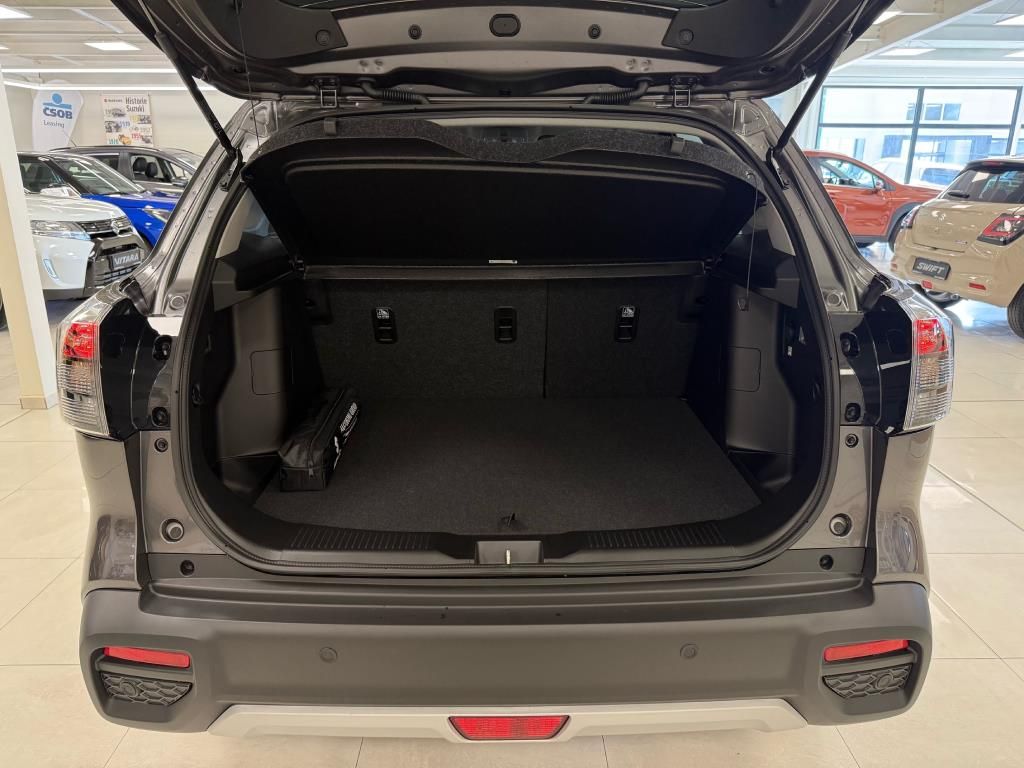 Suzuki S-Cross, PREMIUM 1,4 M/T 4x2 08/2026 - fotka 4