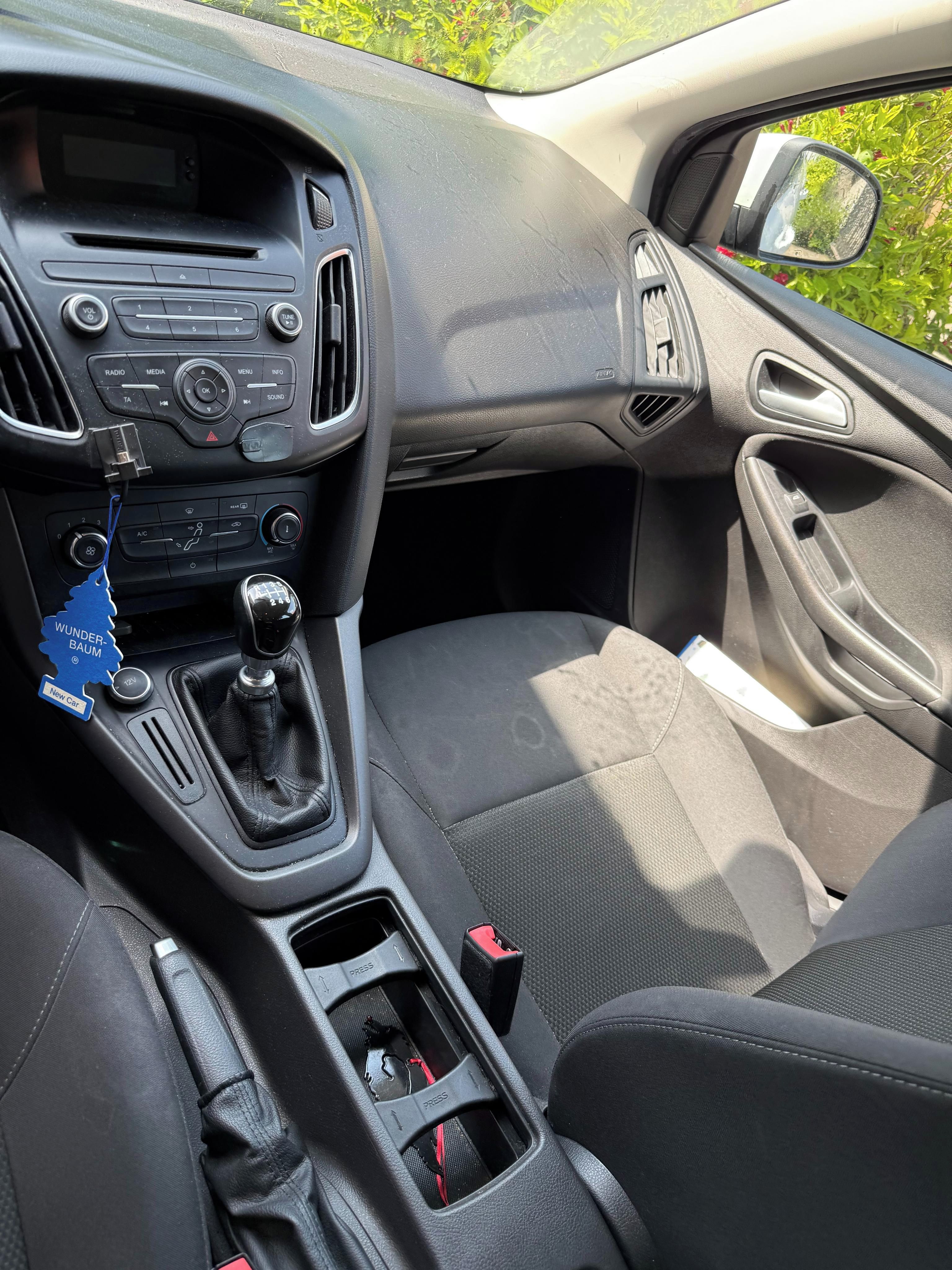 Ford Focus, Ford Focus 1.5 TDCi Kombi • 20 - fotka 5