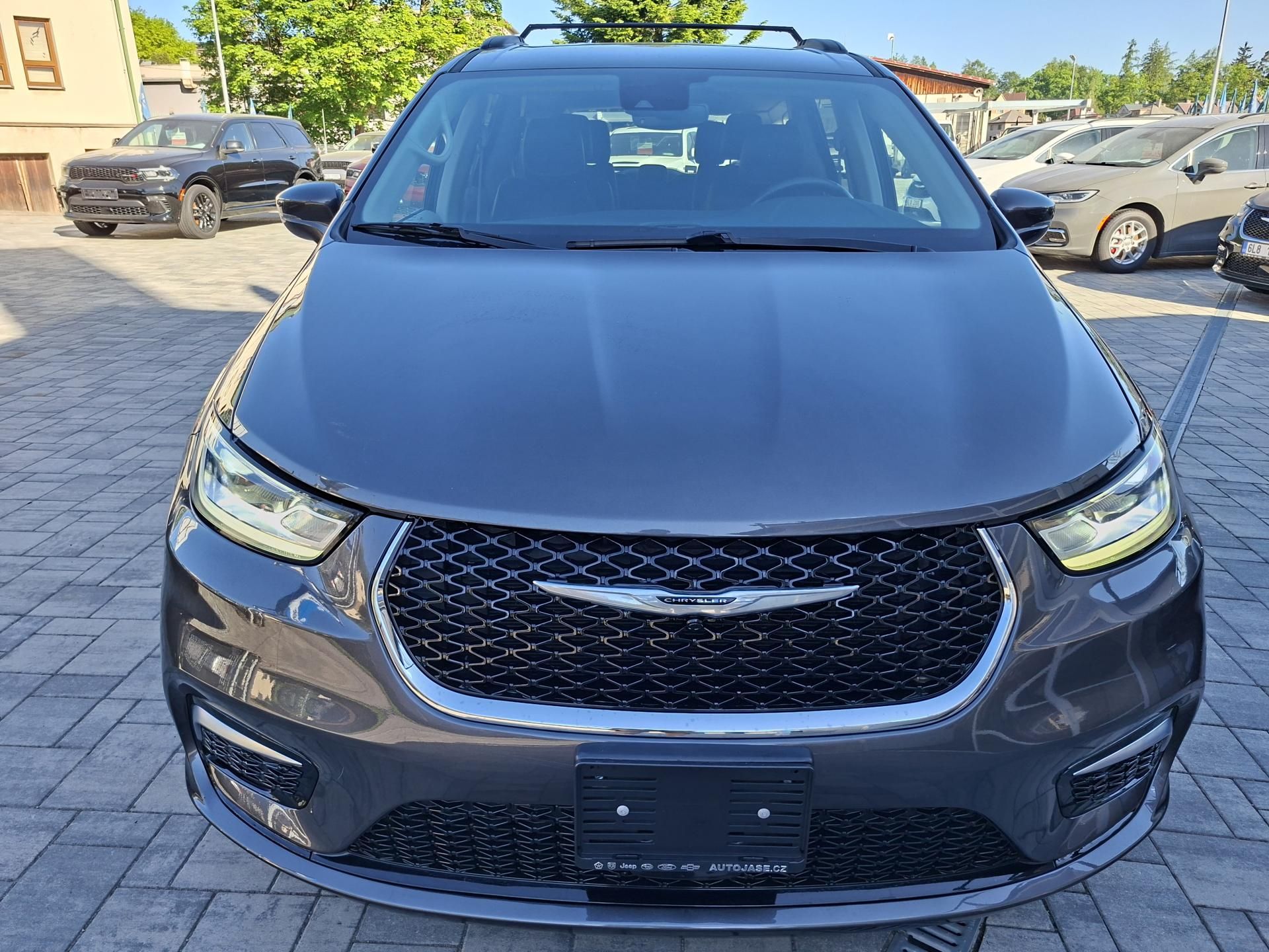 Chrysler Pacifica, 3,6L V6 HYBRID, kůže, servis - fotka 2