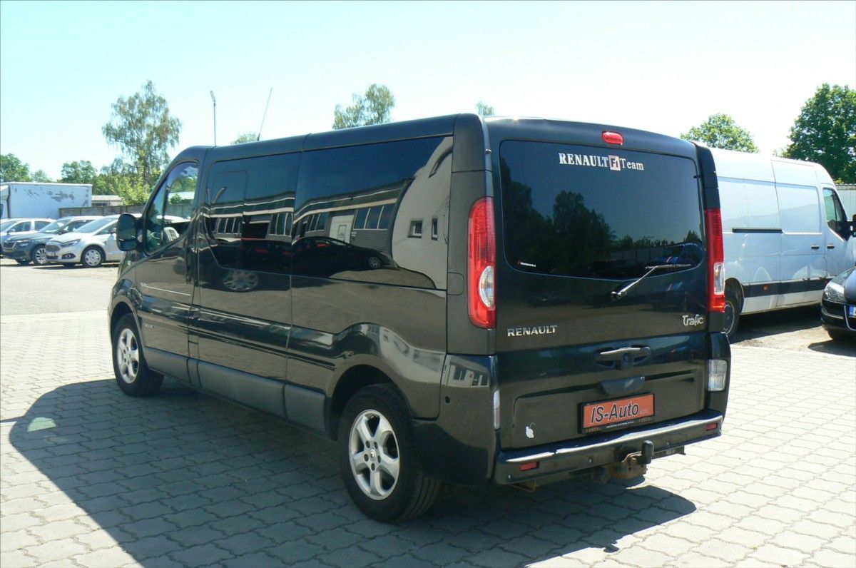 Renault Trafic, 2,0 dci Passenger BLACK EDITIO - fotka 5