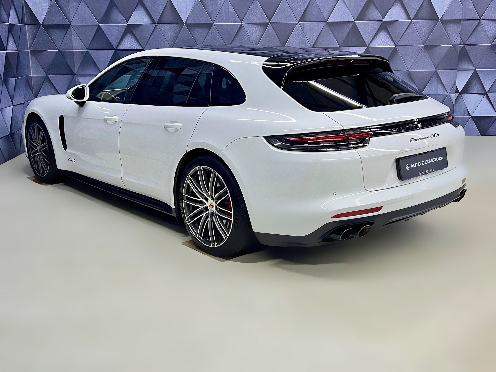 Porsche Panamera, GTS 338KW SPORT TURISMO - fotka 5