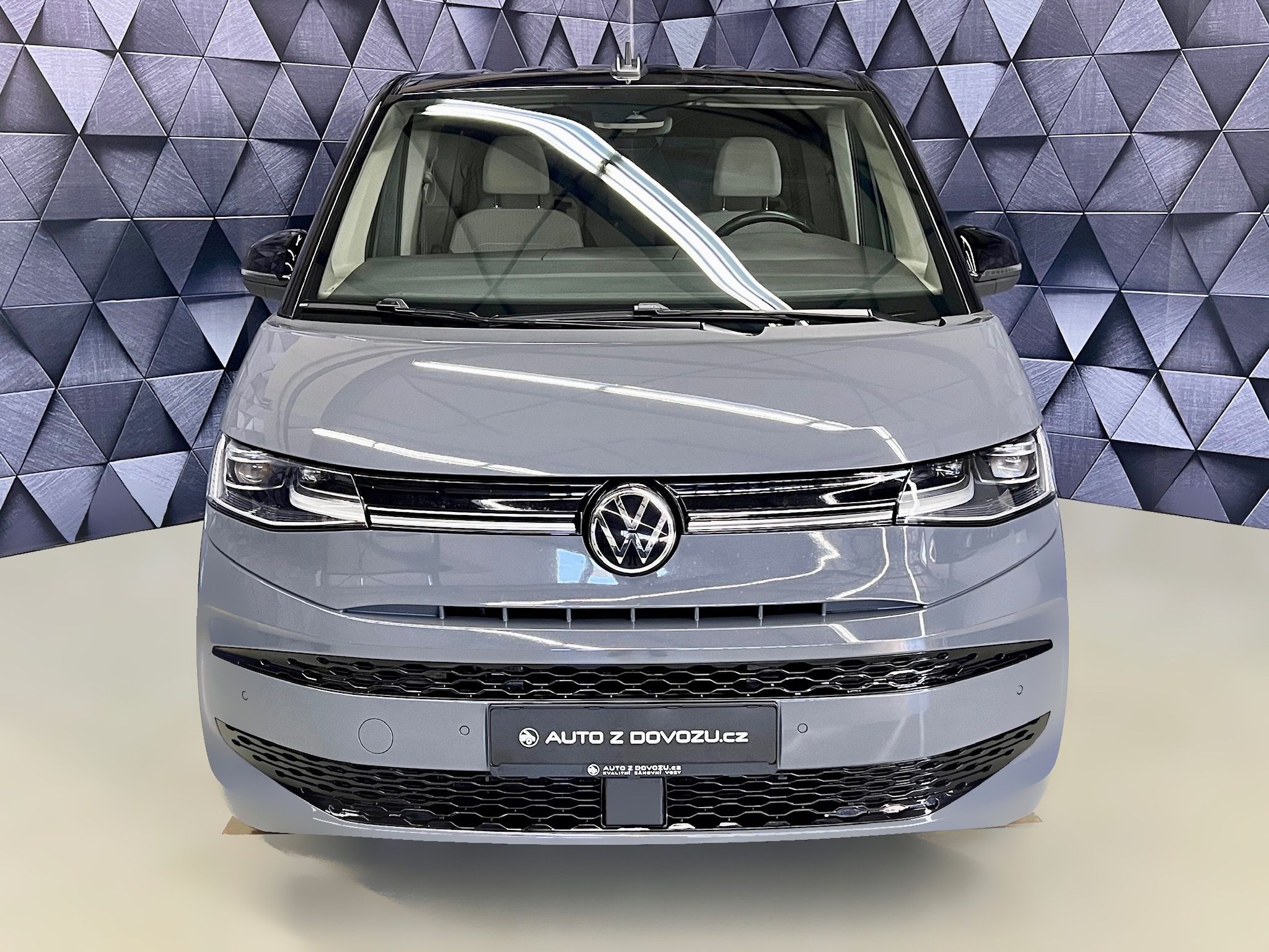 Volkswagen Multivan, 2.0 TDI DSG LIFE EDITION - fotka 3