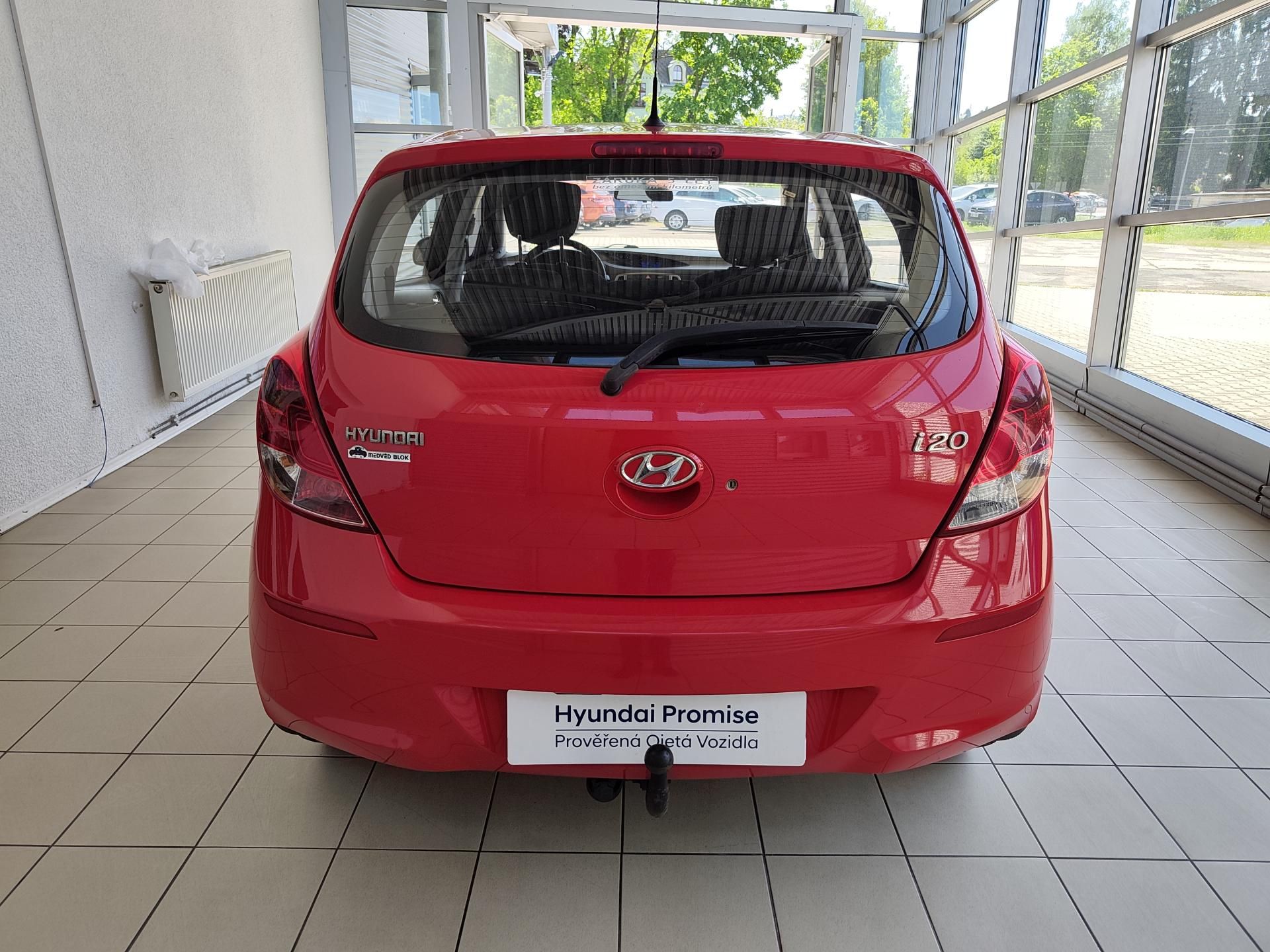 Hyundai i20, 1.2i 62kW, Klima - fotka 3