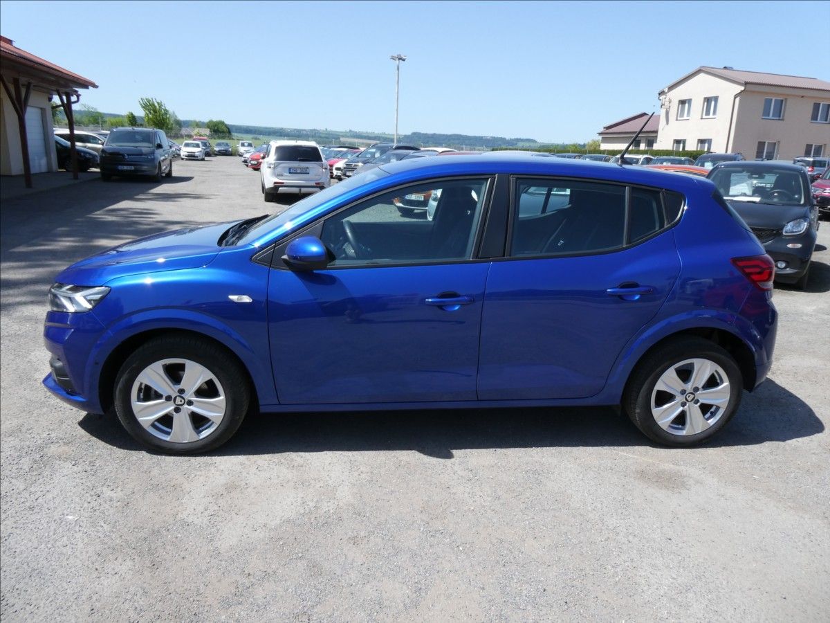 Dacia Sandero, 1,0 TCe 67kW Comfort, navigace - fotka 6
