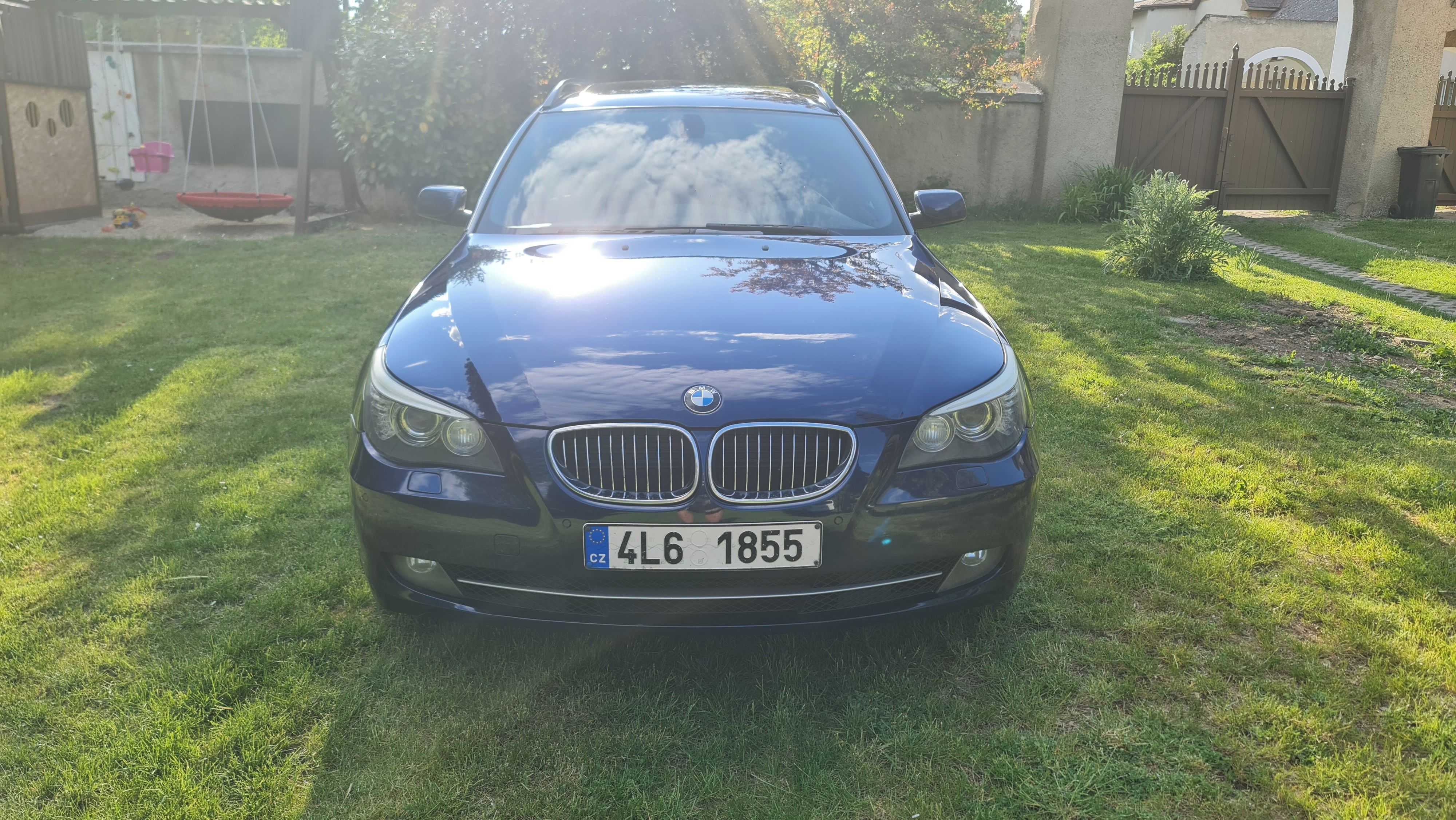 BMW Řada 5, 525xd,E61,FACELIFT,4x4,manuál - fotka 2