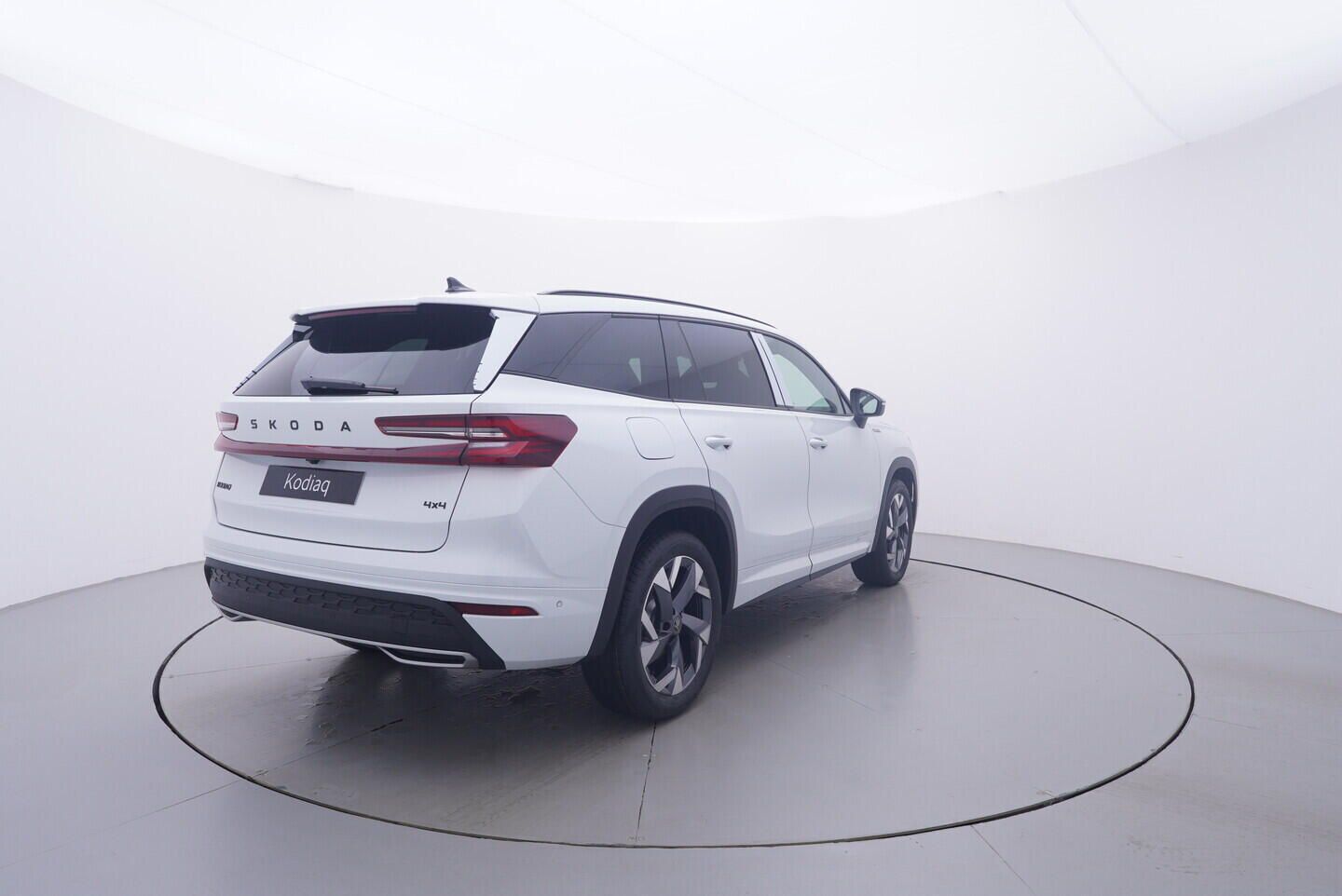 Škoda Kodiaq, Sportline 2.0 TDI 4x4 142 kW - fotka 5