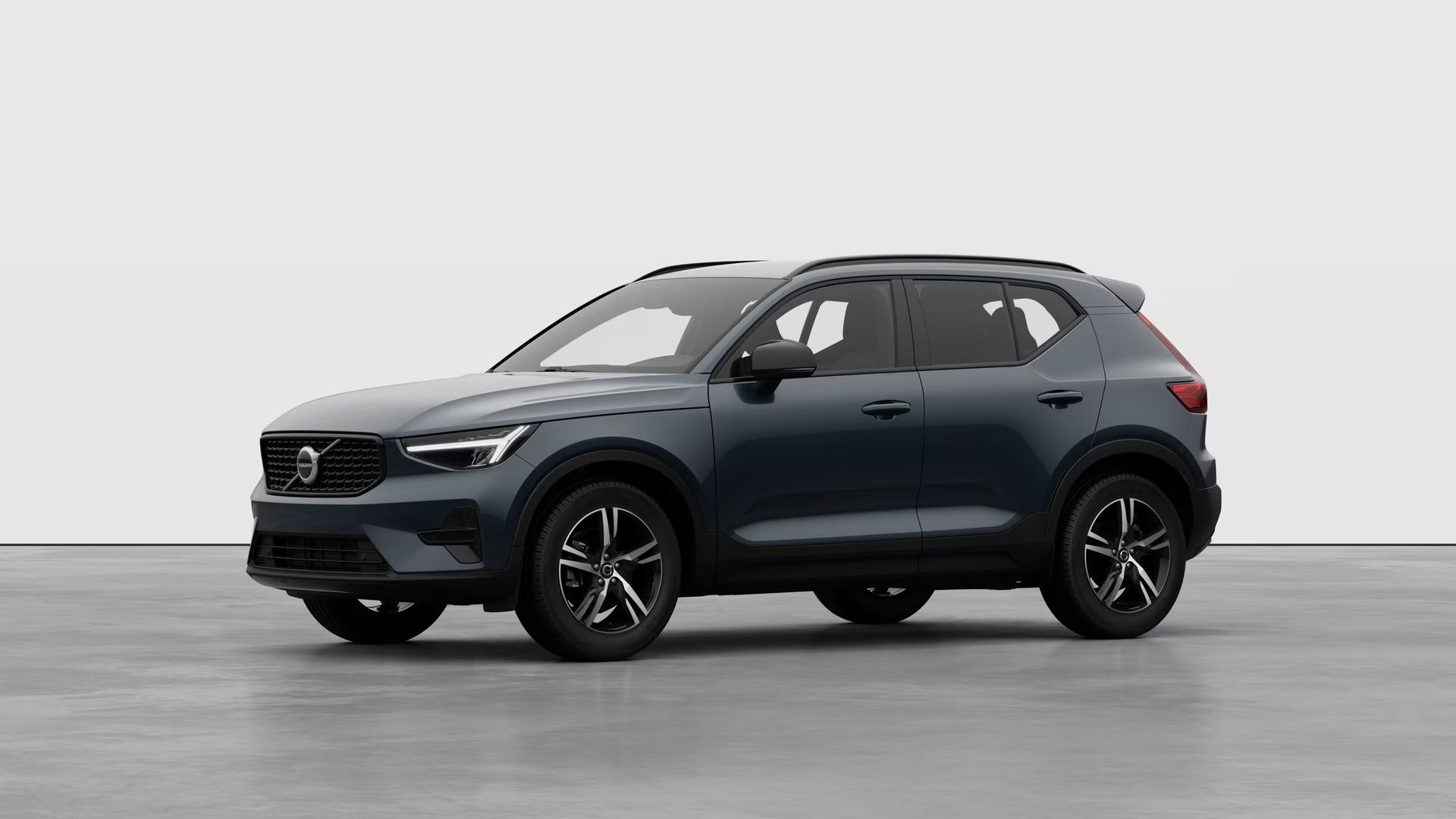 Volvo XC40, B3 2.0L 163 HP AT7 FWD CORE