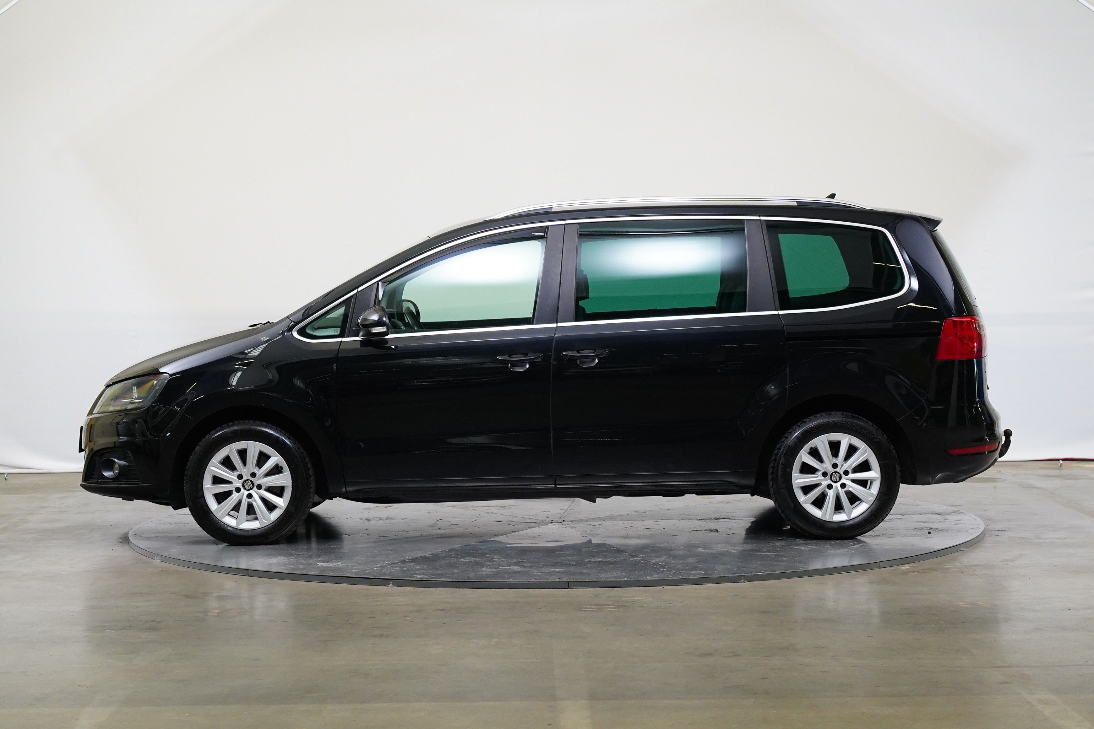 Seat Alhambra, 2.0 TDI 103 kW Style - fotka 3