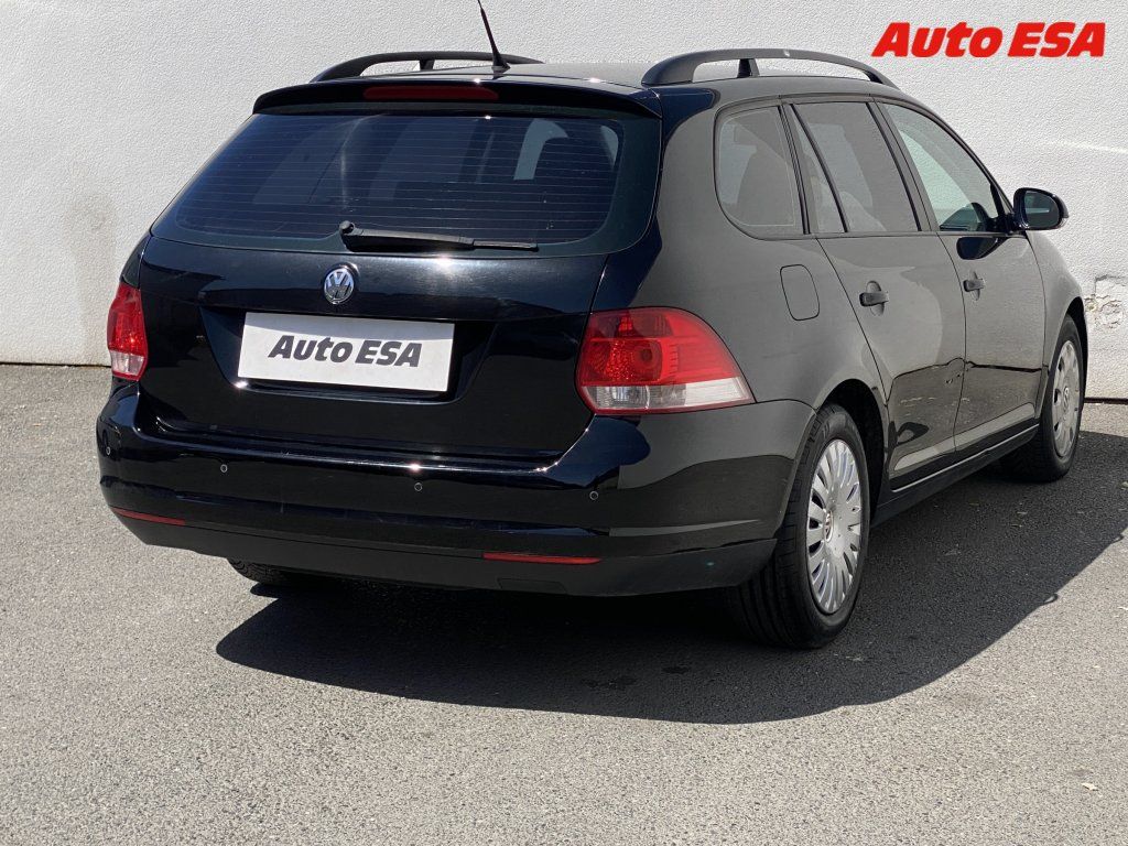 Volkswagen Golf, 1.6 Variant,Trendline - fotka 4