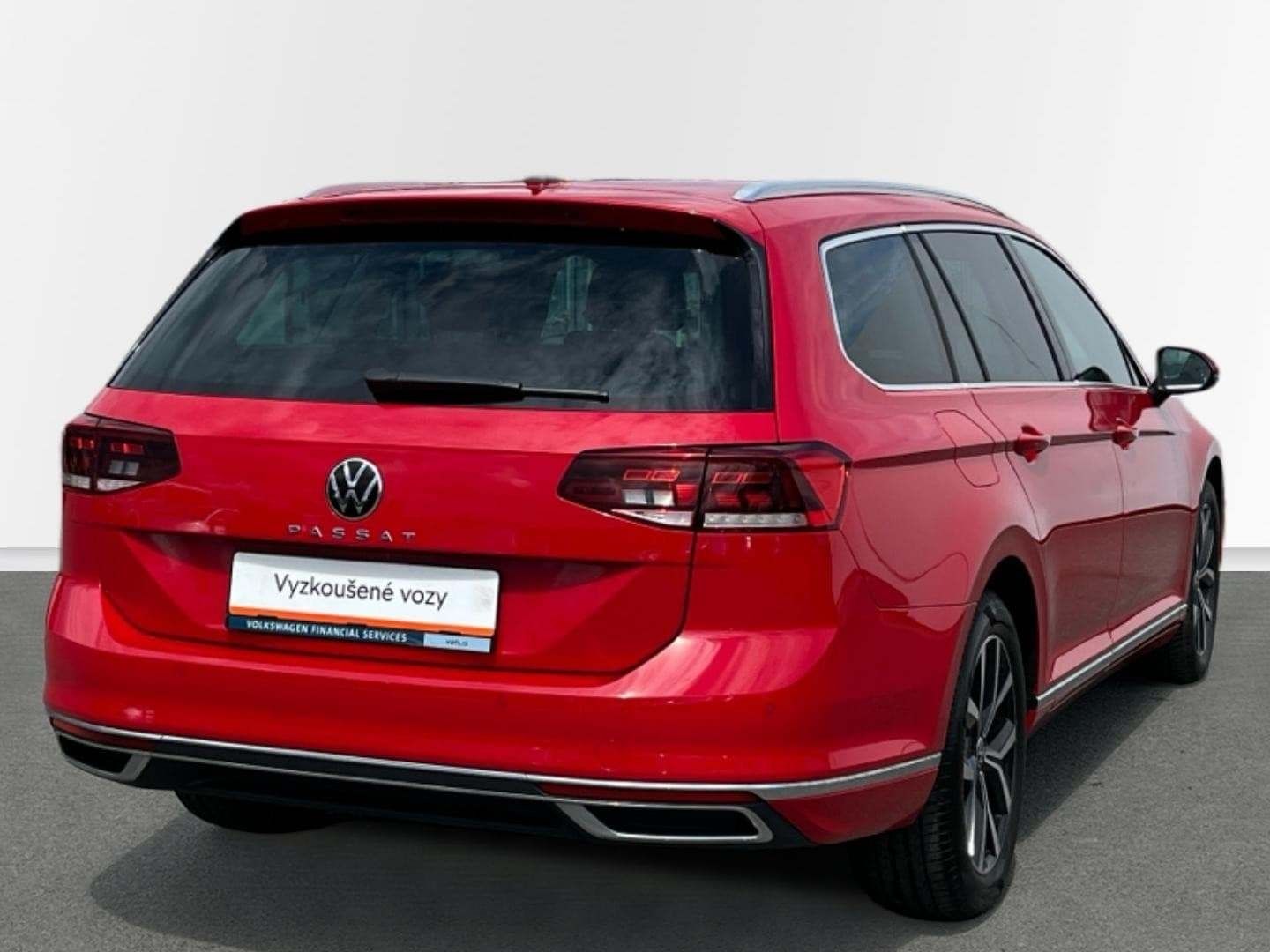 Volkswagen Passat, 2.0 TDI 110kW BMT DSG Elegance - fotka 2