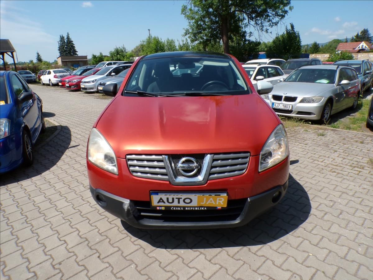Nissan Qashqai, 1,5 DCi  TAŽNÉ ZAŘÍZENÍ - fotka 3