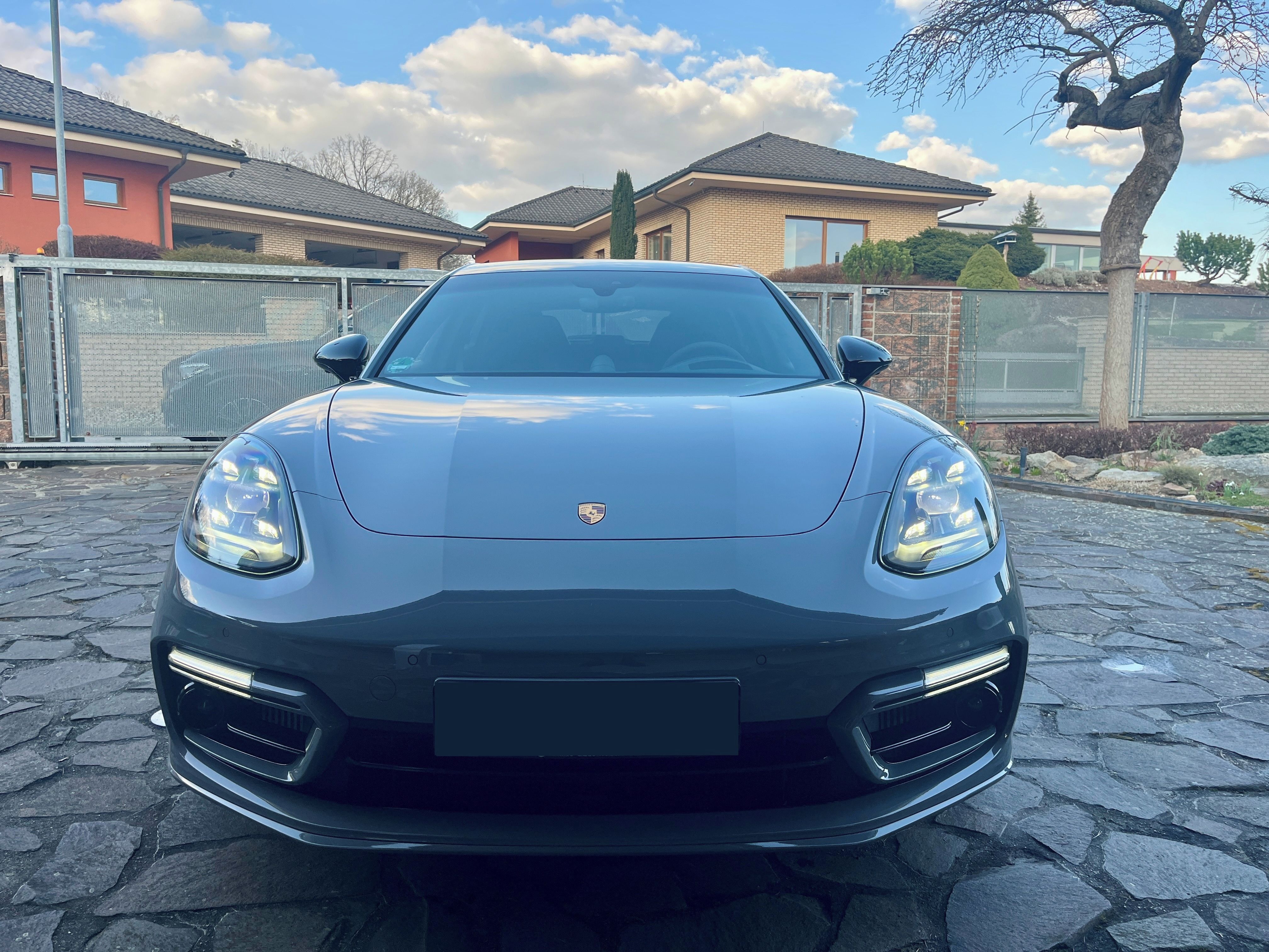 Porsche Panamera, Sport Turismo Turbo S E-Hybrid - fotka 4