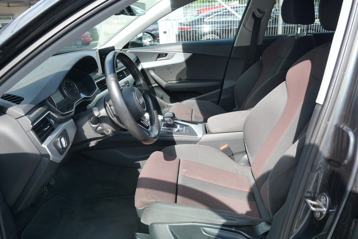 Audi A4 Avant, 2.0 TDI 110kW S tronic sport - fotka 5