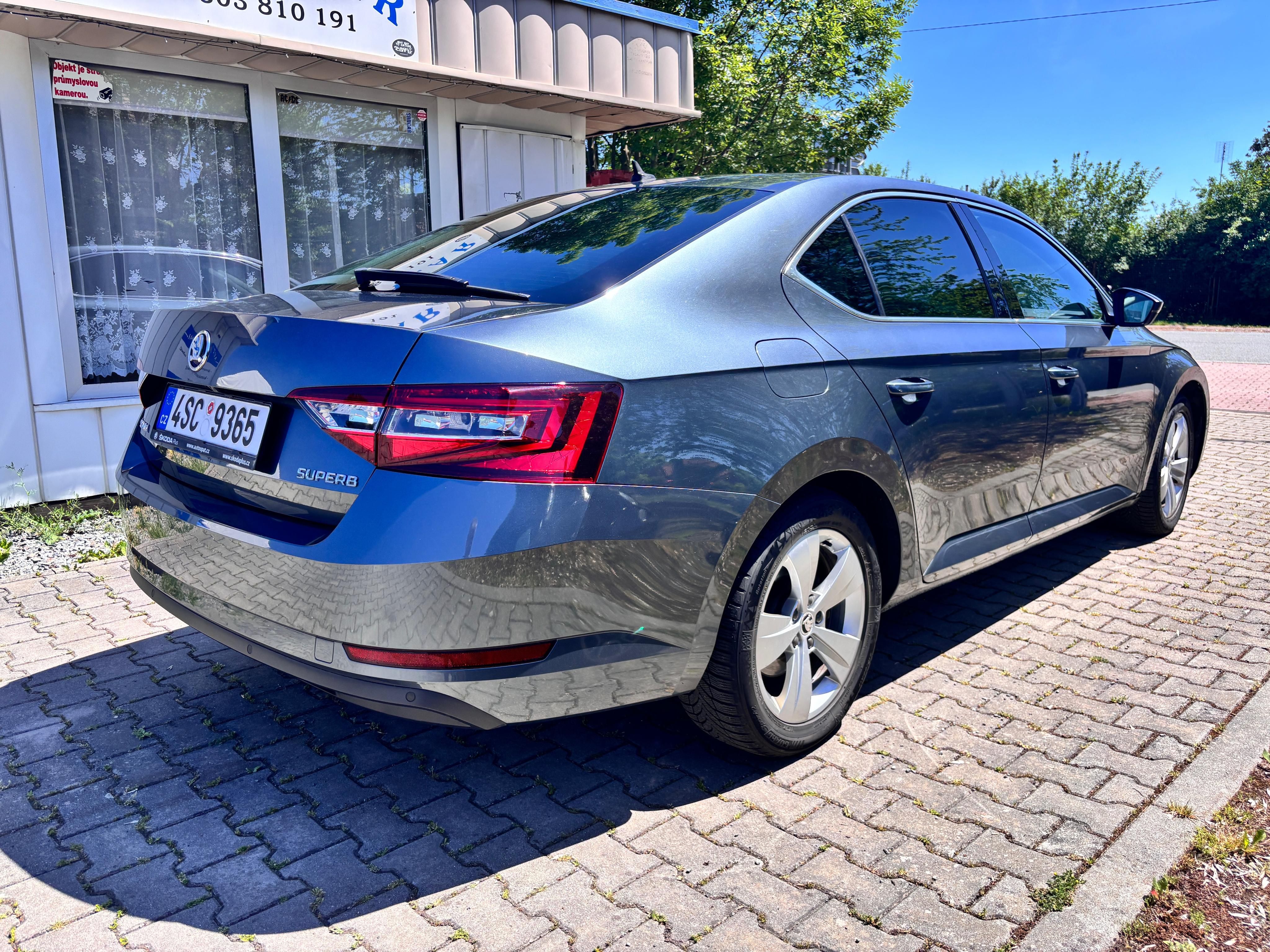 Škoda Superb, 2,0 TDI Ambition 110 kW ČR - fotka 4